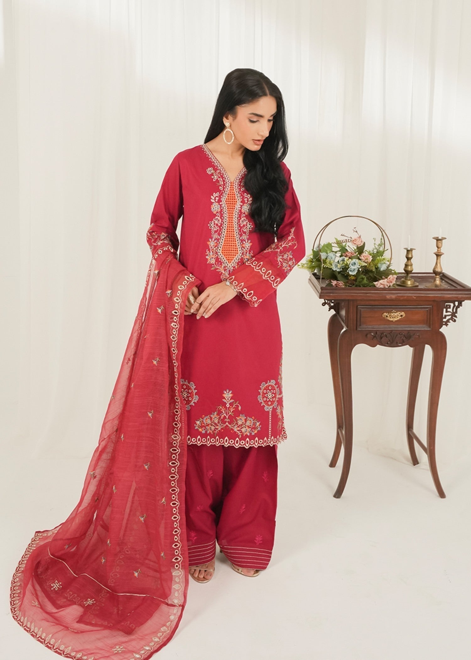 Kross Kulture Embroidered Lawn Suit With Farshi Shalwaar 01645 Women 3pcs