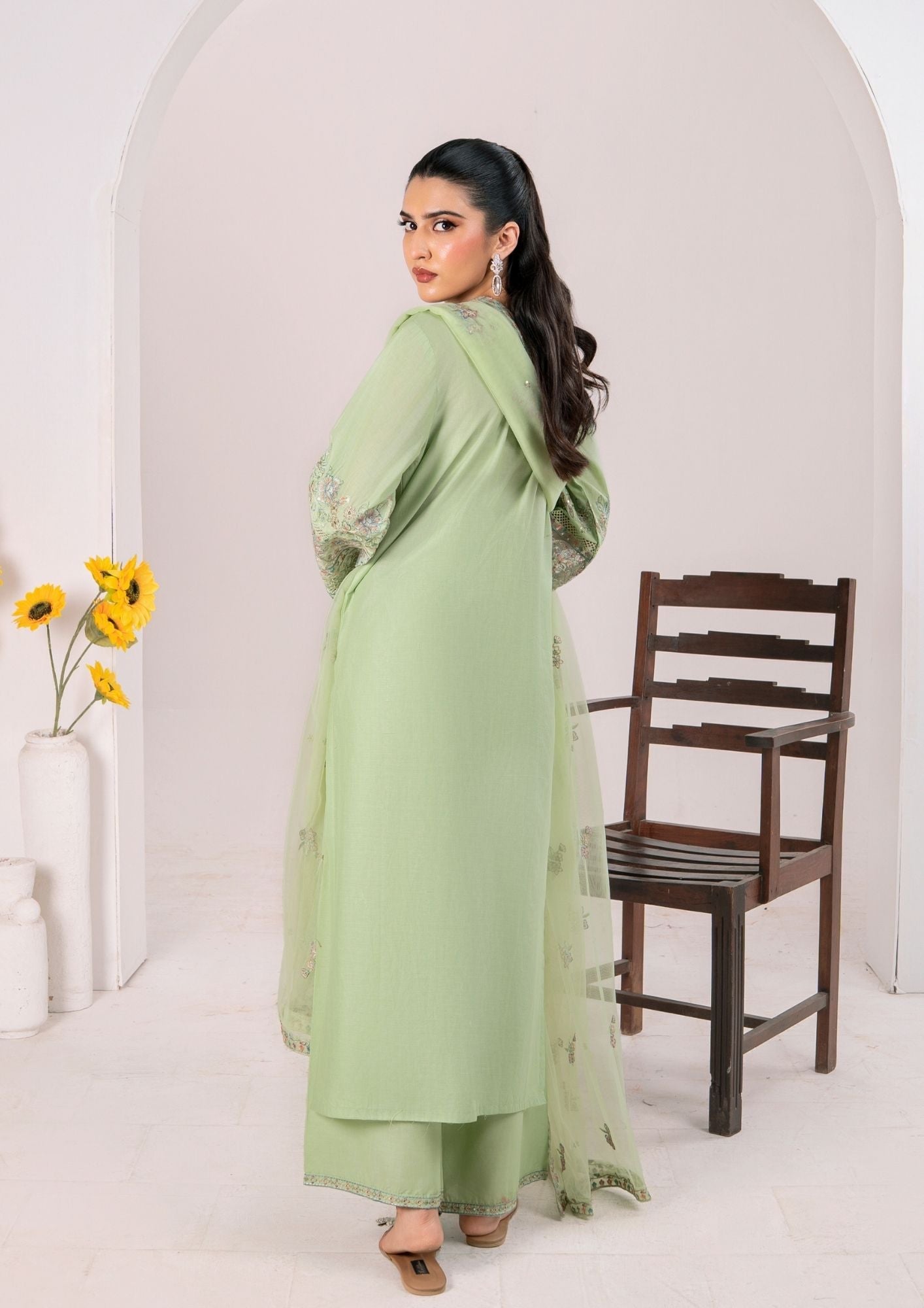 Alfatah Pret Embroidered Lawn ZAUQ S25 0007 Women 3pcs