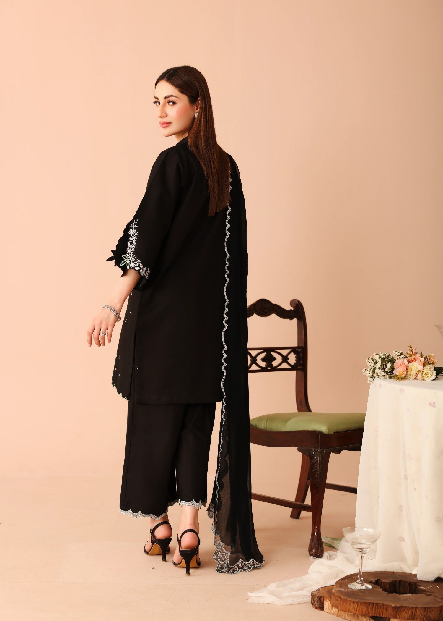 Zainab Musa LYRA Women 3pcs