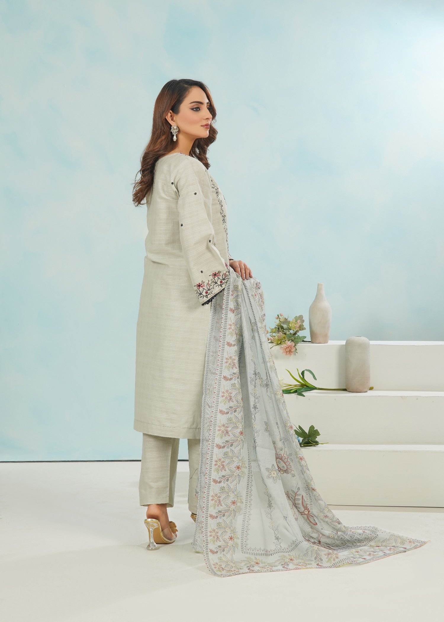 Dareechay Light Grey Embroidered Suite FOS47 Women 3pcs