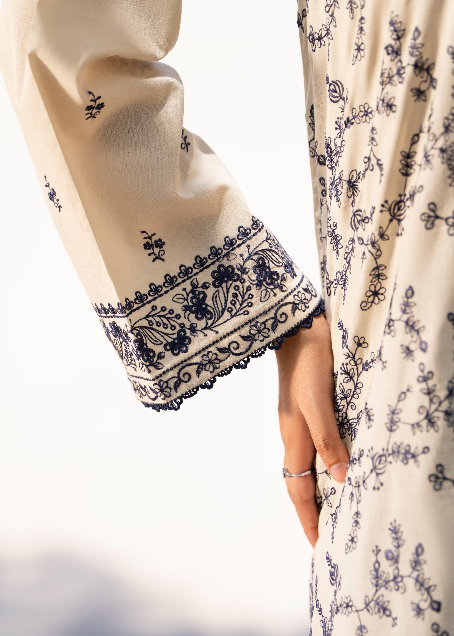 Casual Lite Cotton Emb Suit Beige 2 Women 3pcs