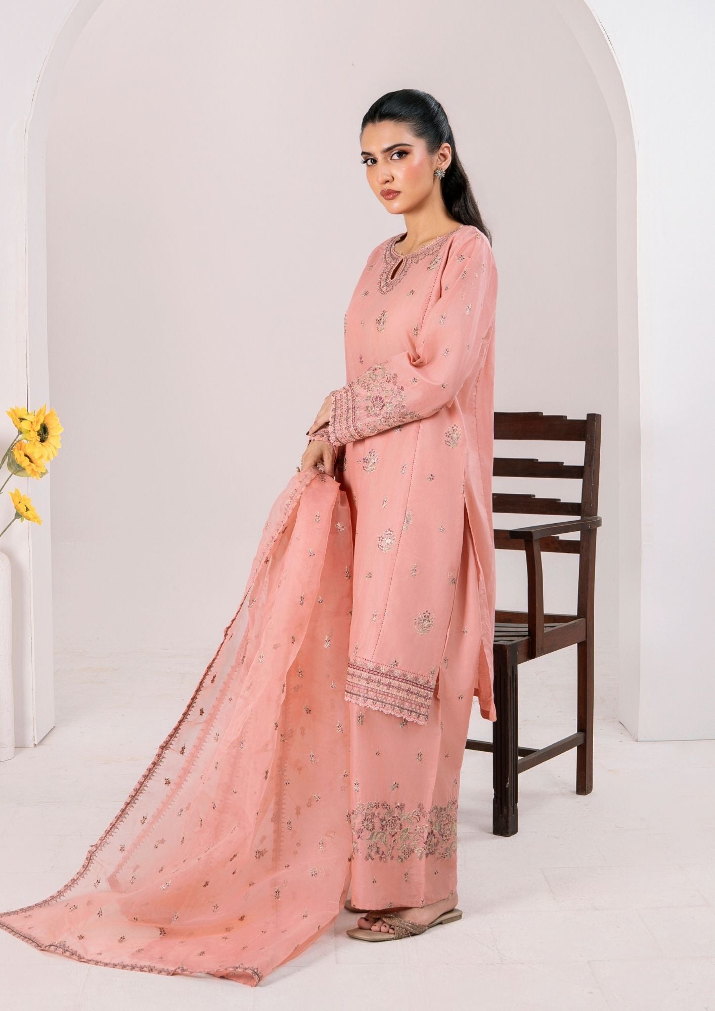 Alfatah Pret Embroidered Lawn ZAUQ S25 0008 Women 3pcs