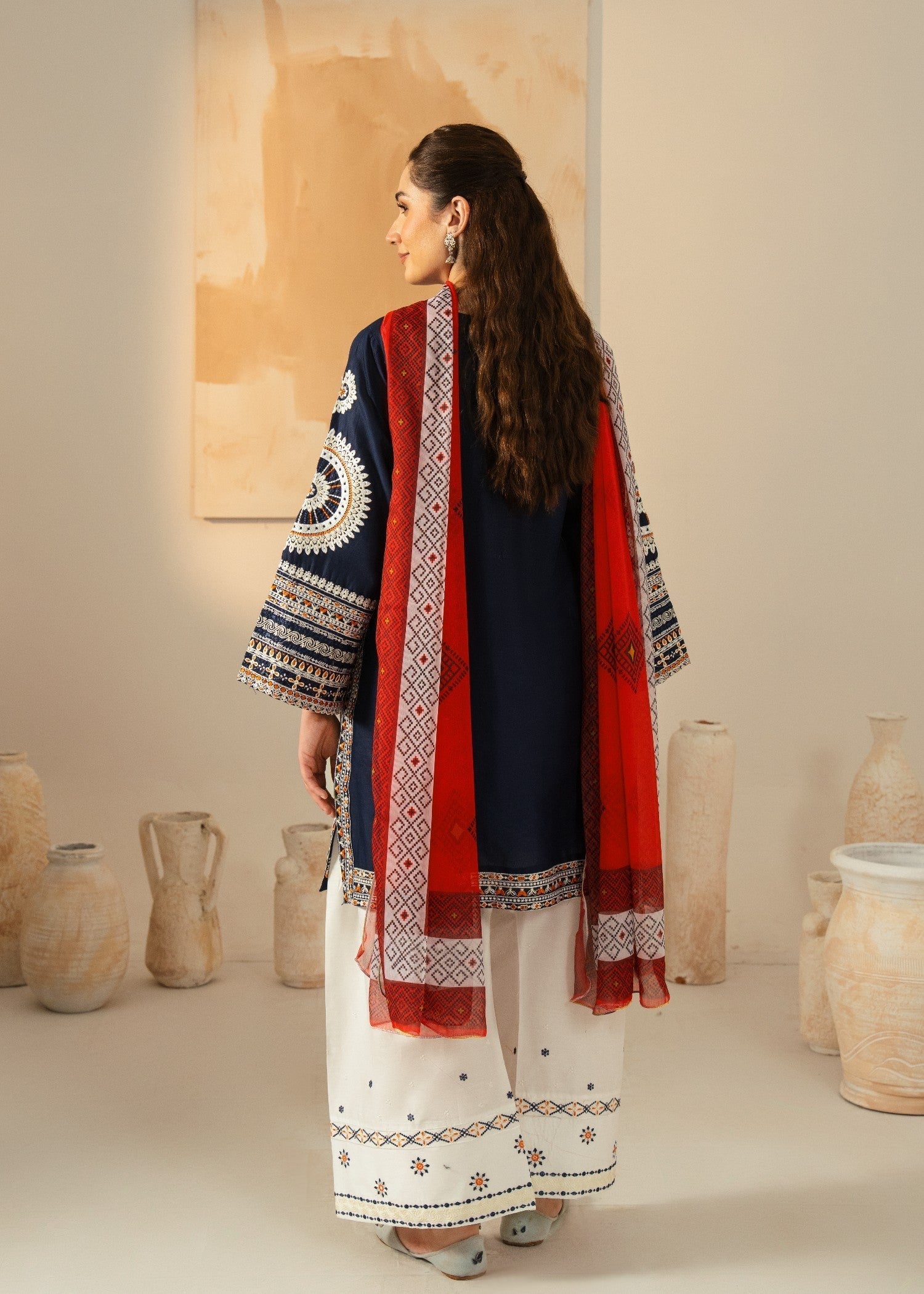 Chaudhary Arts Roha Embroidered Women 3pcs