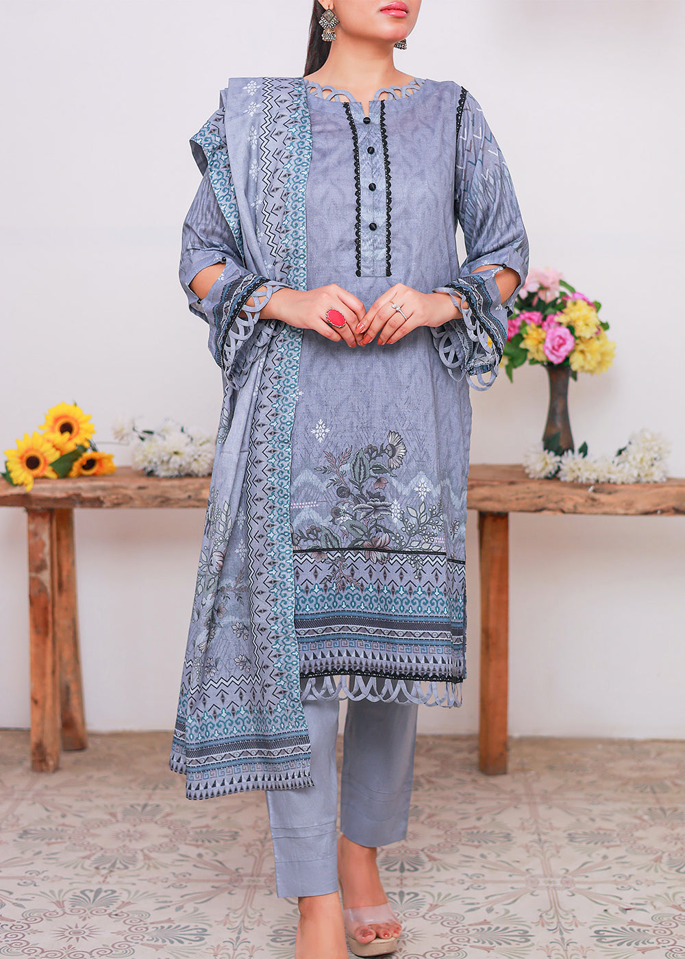 Green Gray printed stitched lawn suit Women 3pcs