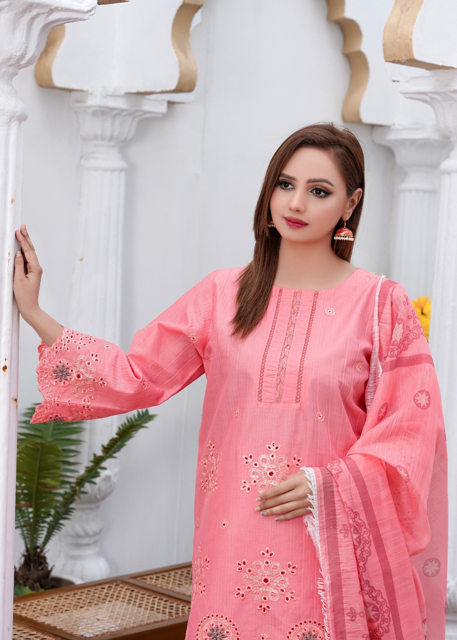 Araish DASTAK STITCHED SUIT Women 3pcs