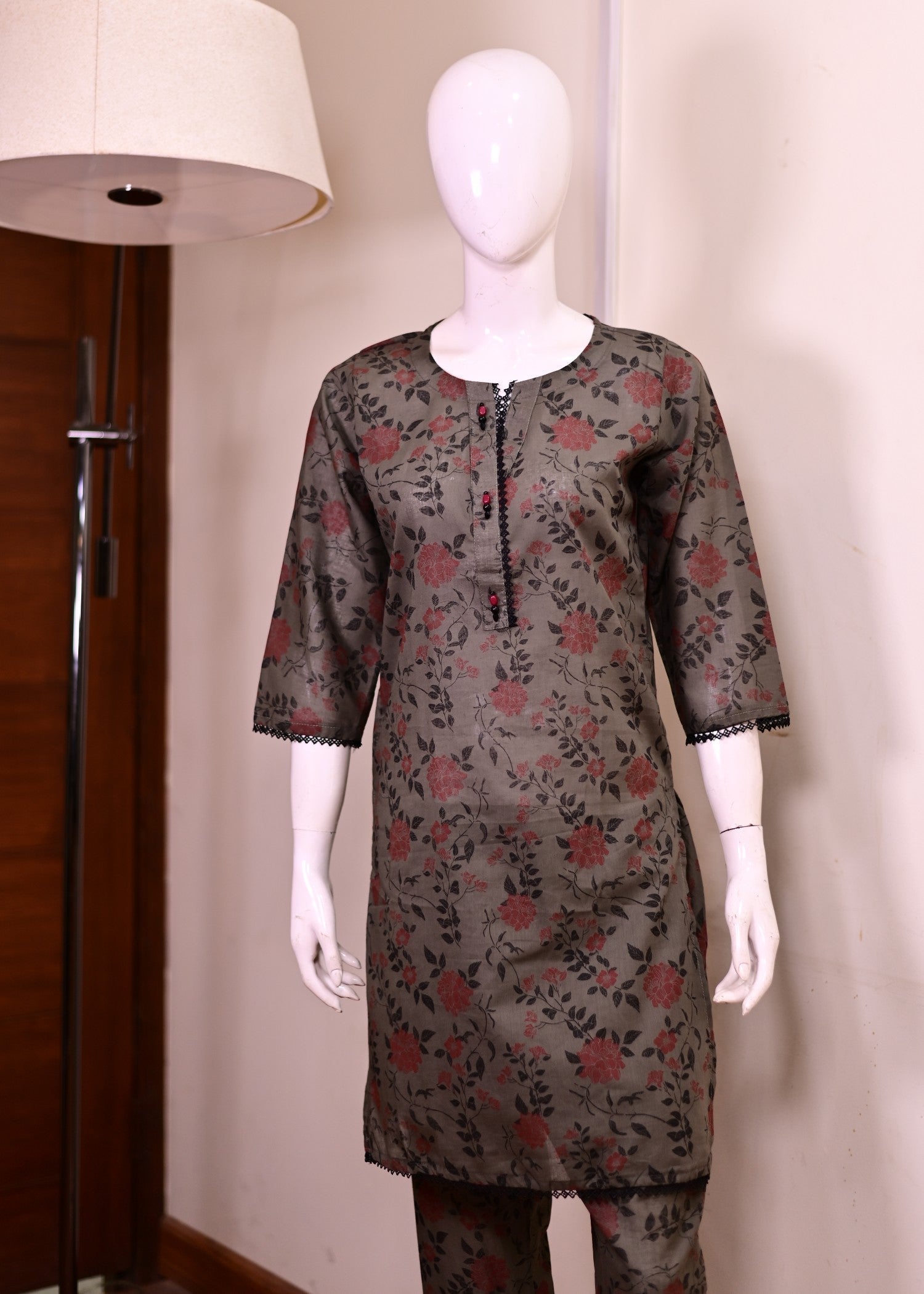 The Erra Dry Flowers Women 2pcs