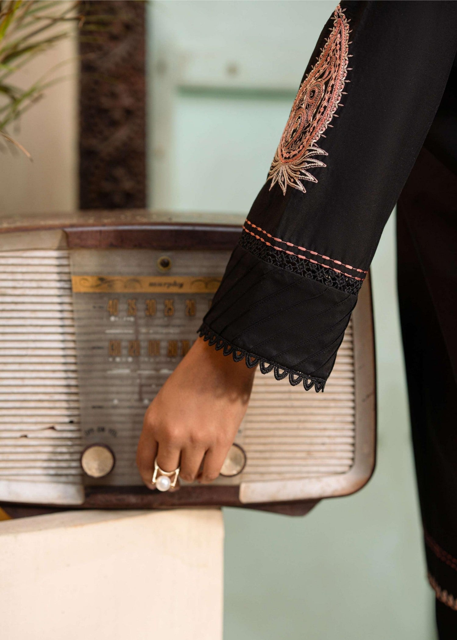 Musaif Zeyrah Stitched () Women 2pcs