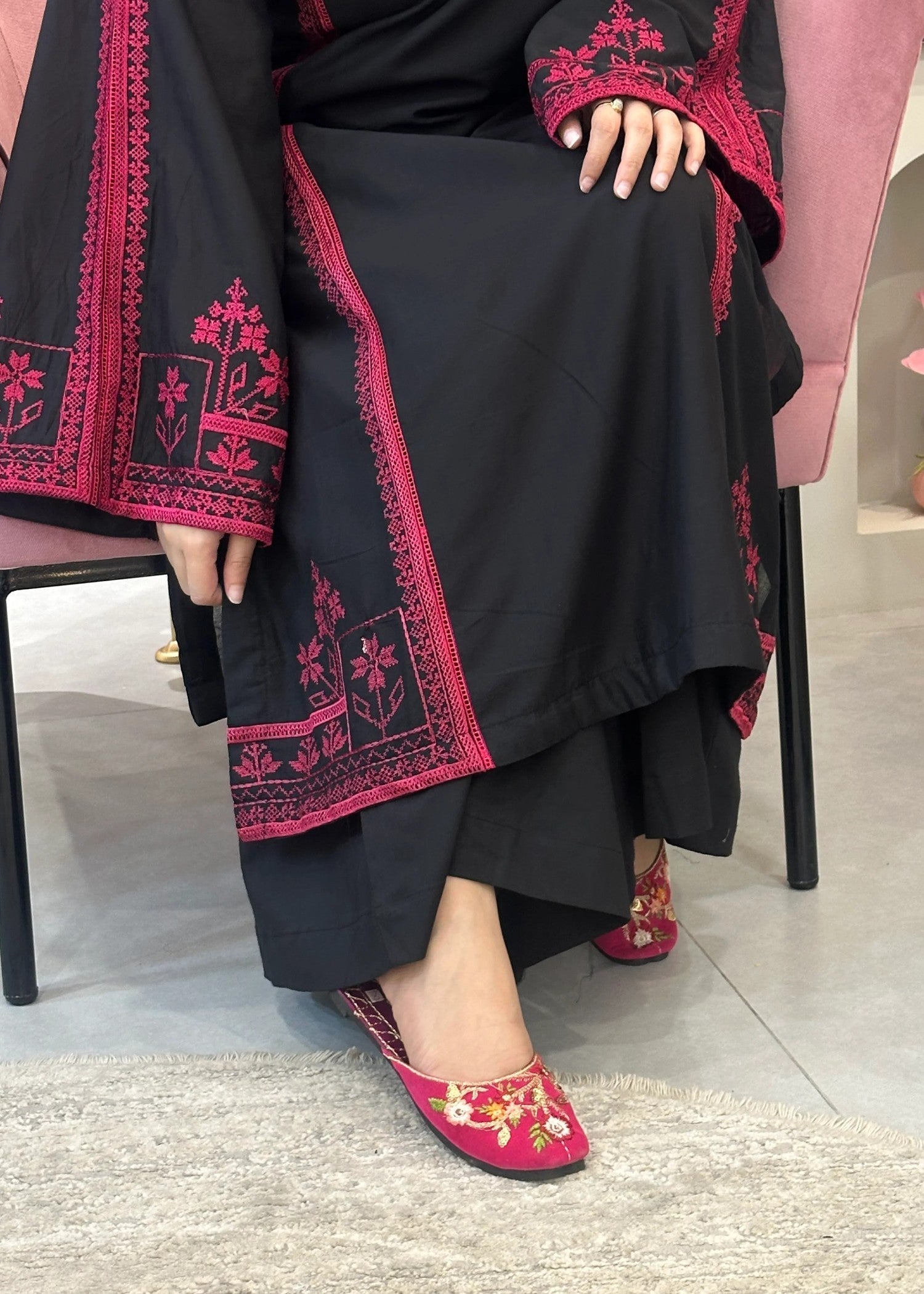 Chaudhary Arts Black Noir Women 2pcs