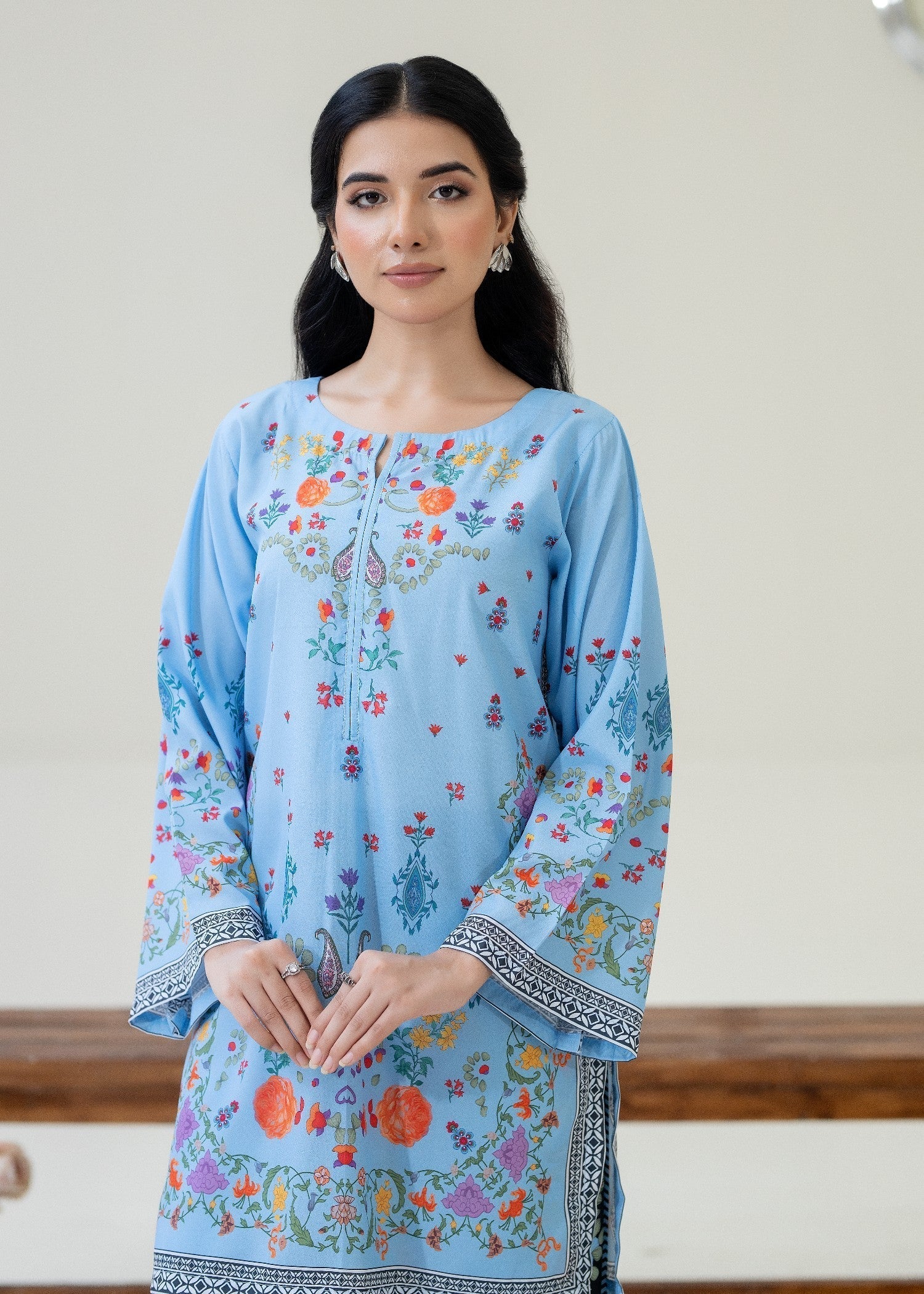 WearCuckoos Liorae Women 2pcs