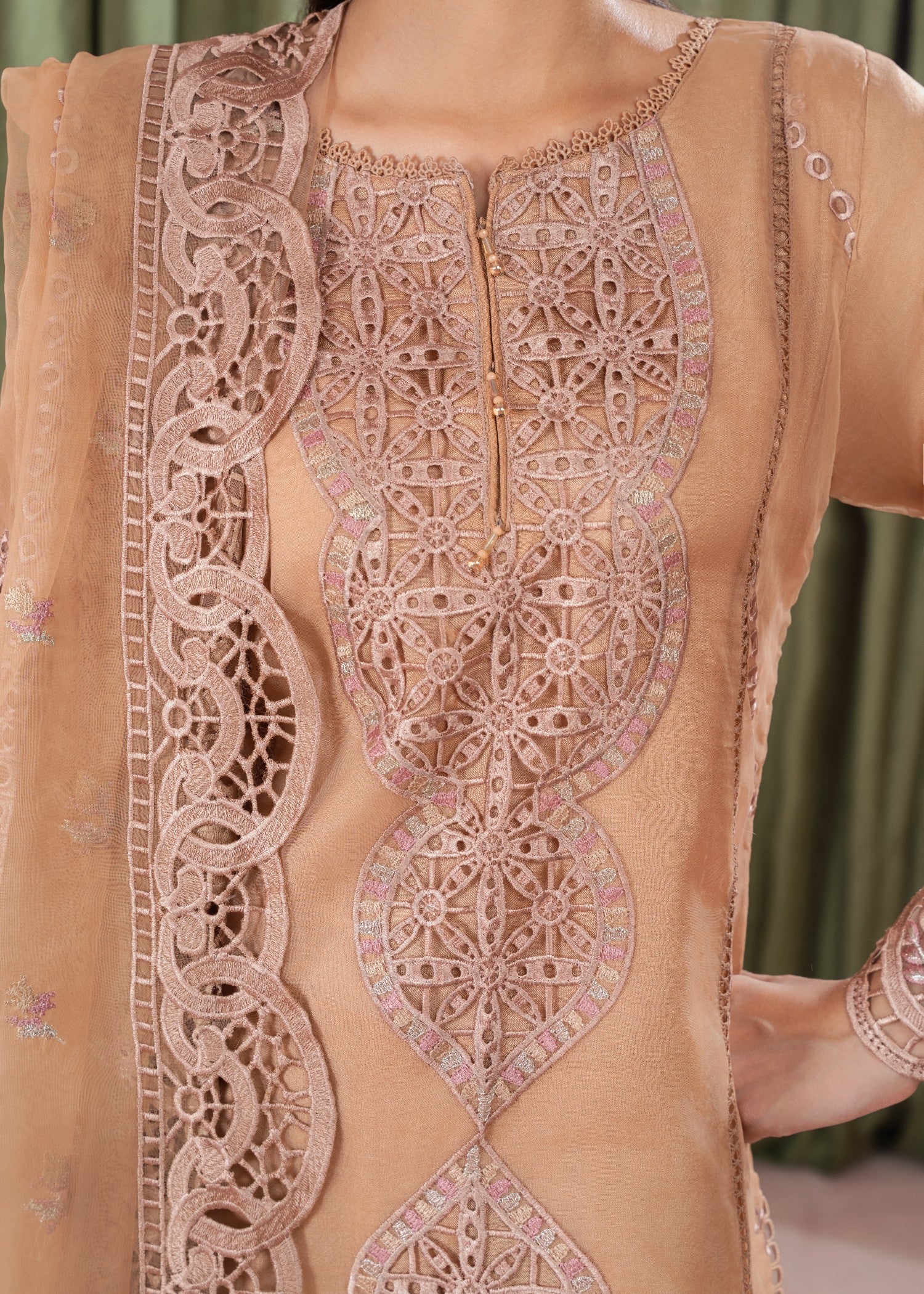 Alliyas_By_Farooqkhalid A 381 Women 3pcs