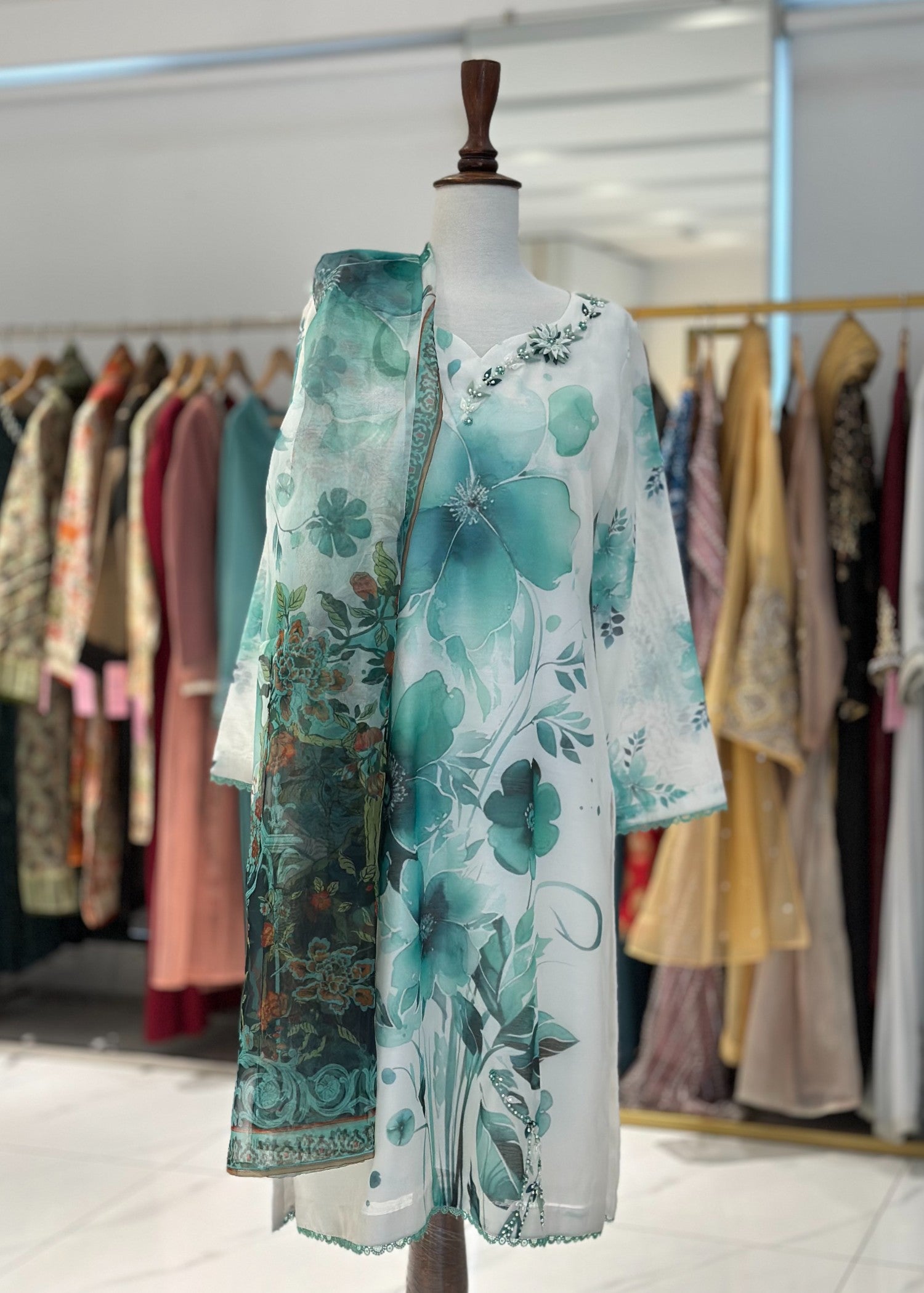 Symas White Cotten Silk Shirt And Dupatta Women 2pcs