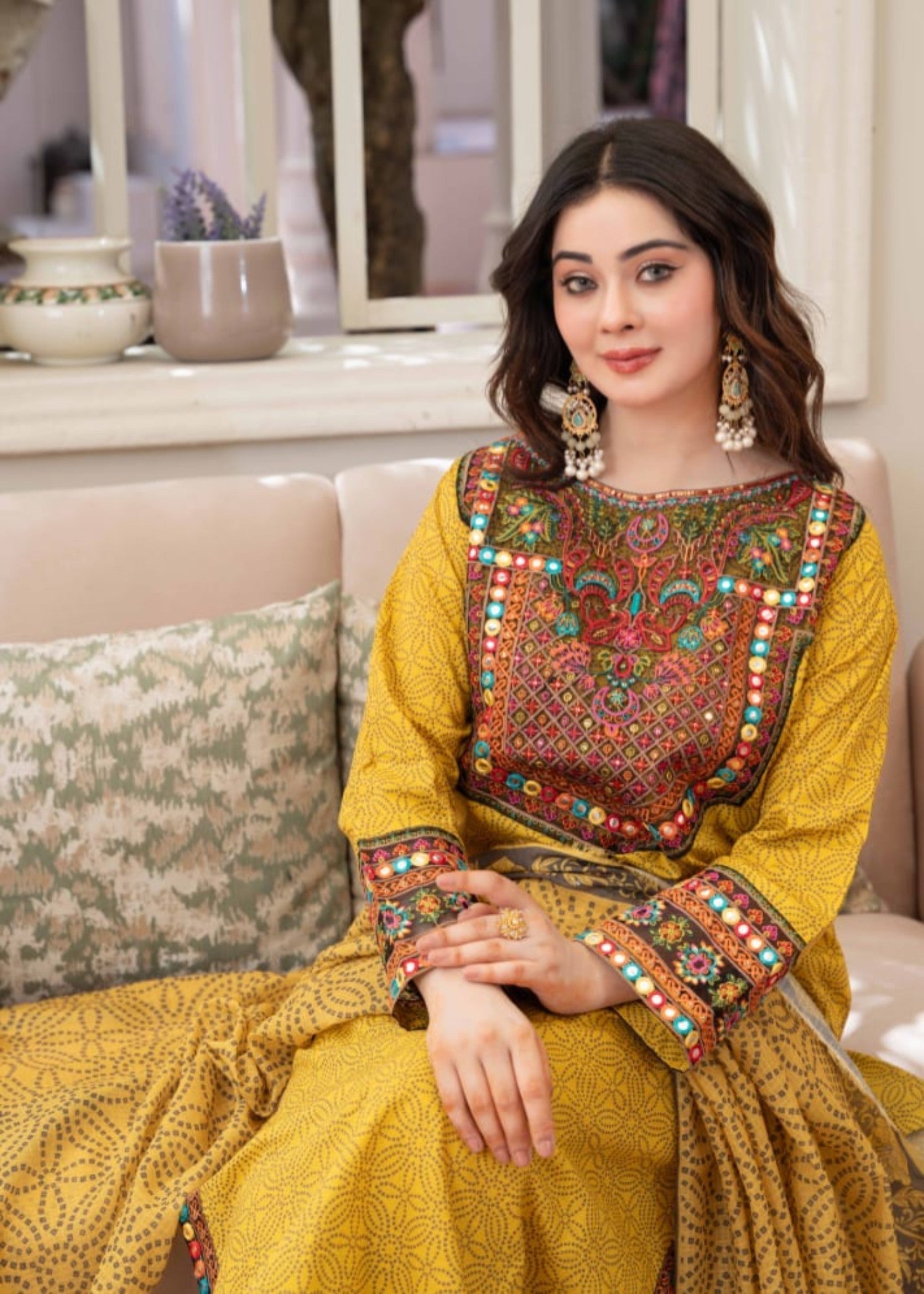 Gul Fashion Embroidered Lawn Kurta Set 01 Women 3pcs