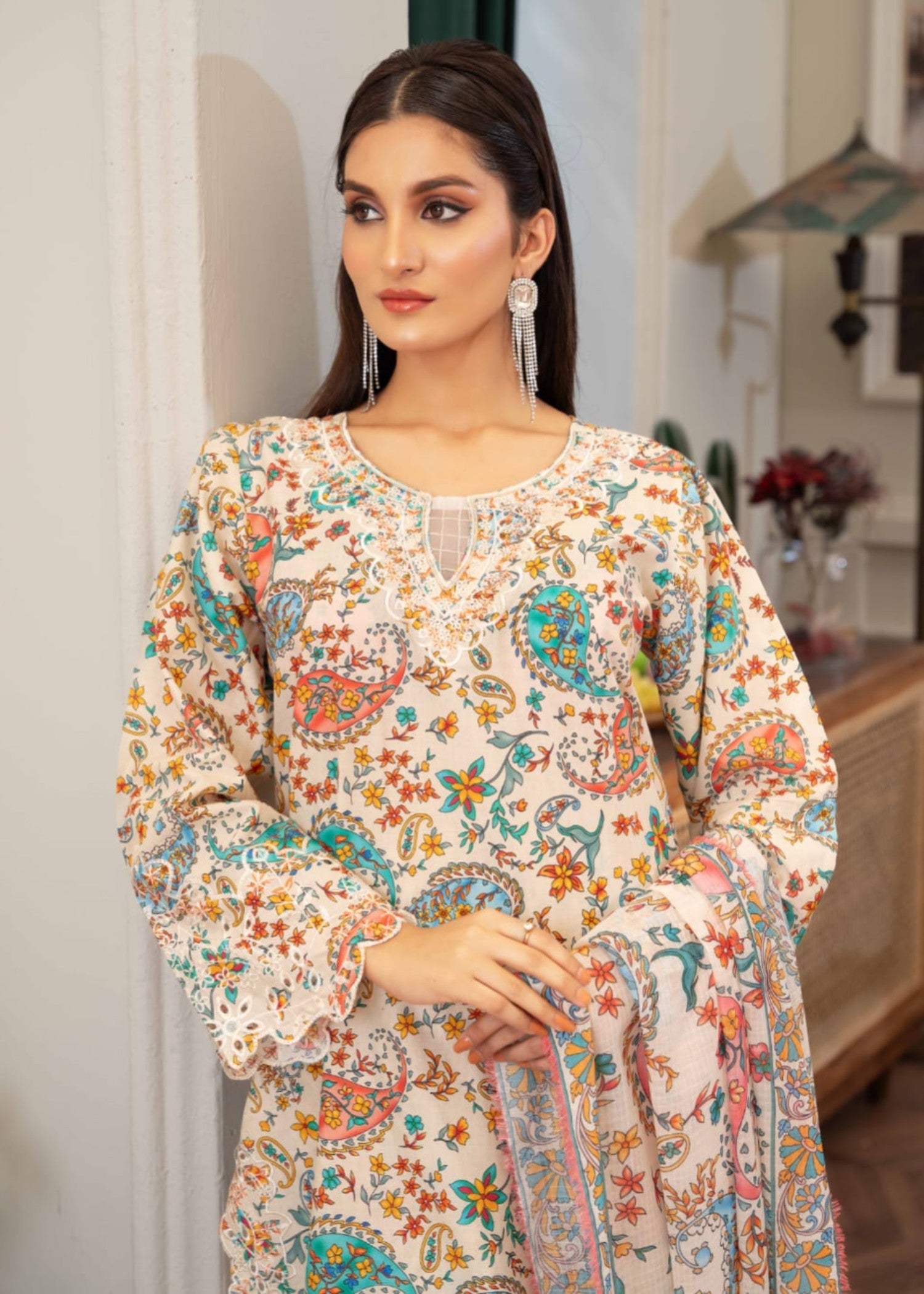 Gul Fashion Embroidered Lawn Kurta Set 07 Women 3pcs