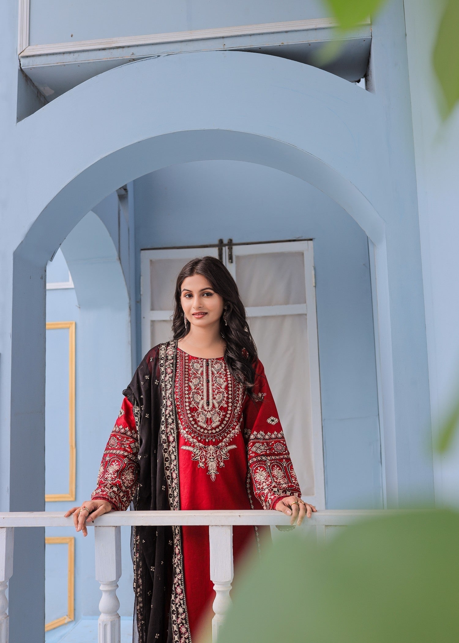 Shehroz Fashion MAHNOOR LAWN EMBROIDERY SUIT Women 3pcs