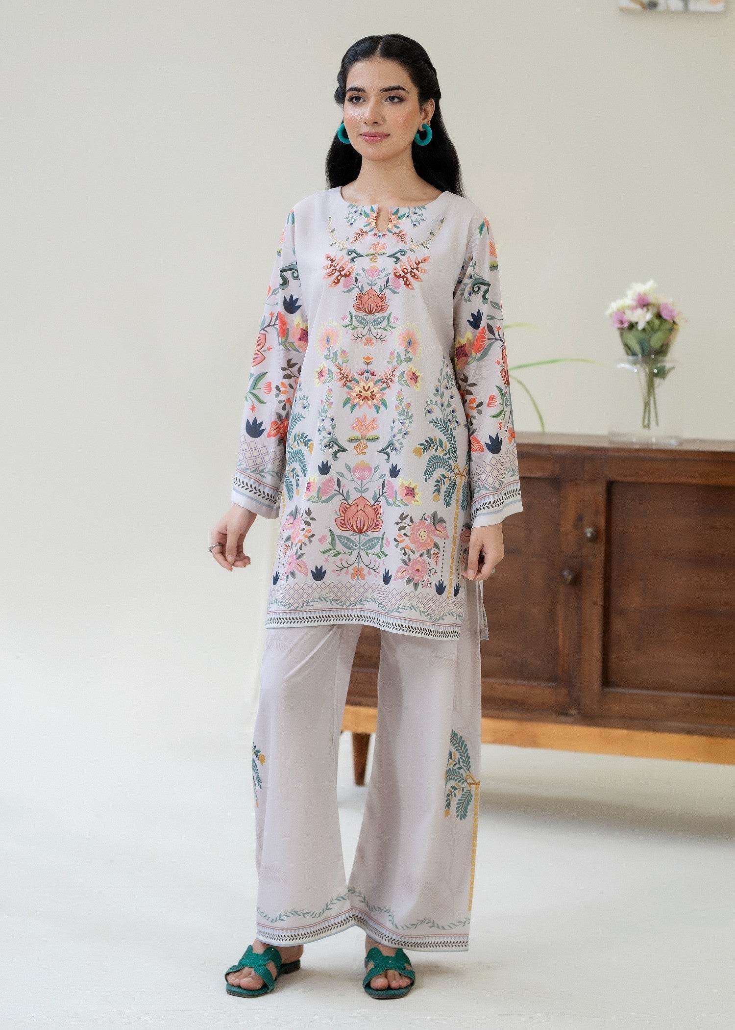 WearCuckoos Eryndra Women 2pcs