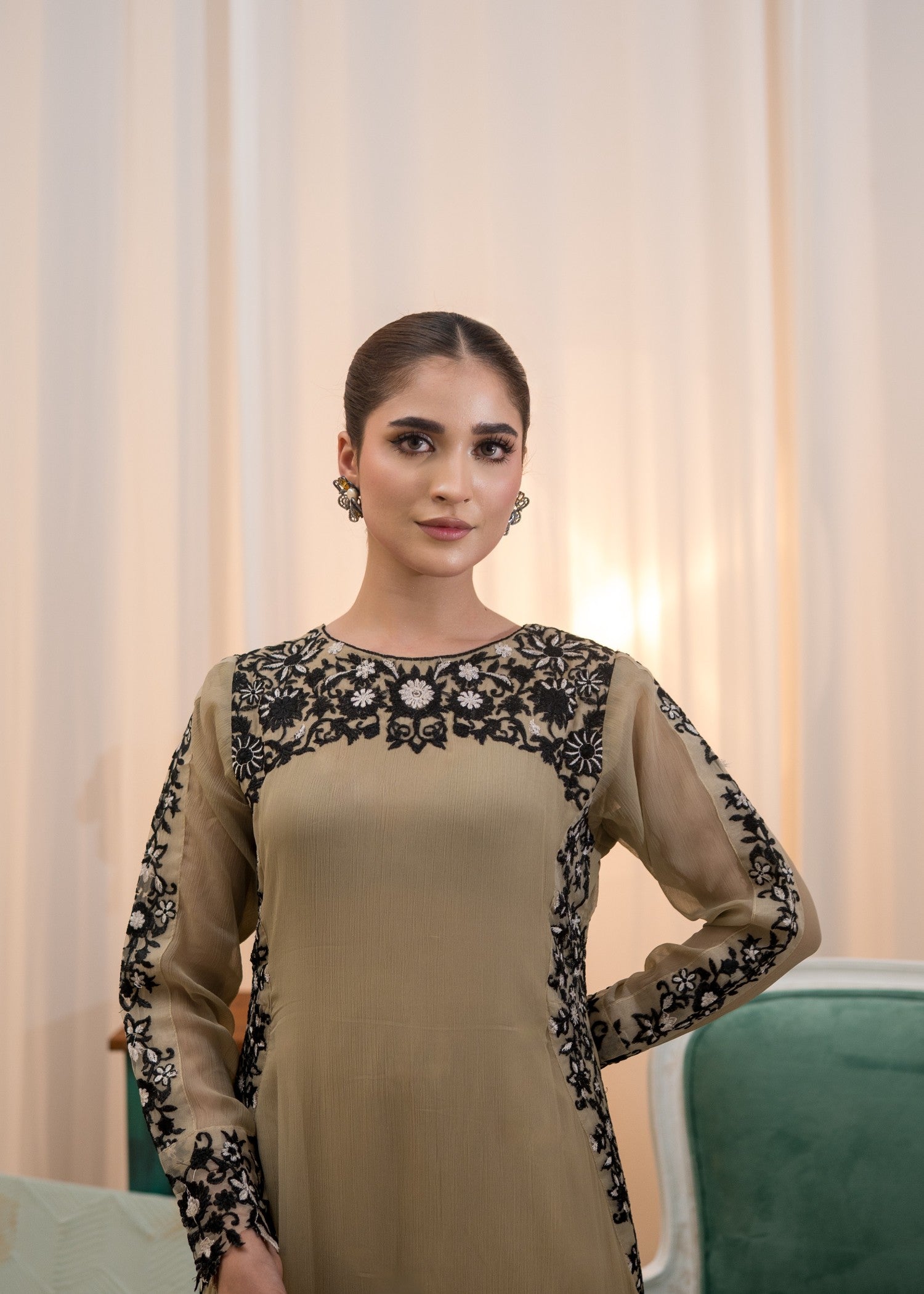 Alyssa BEIGE TAIL SUIT ALL303 Women 3pcs