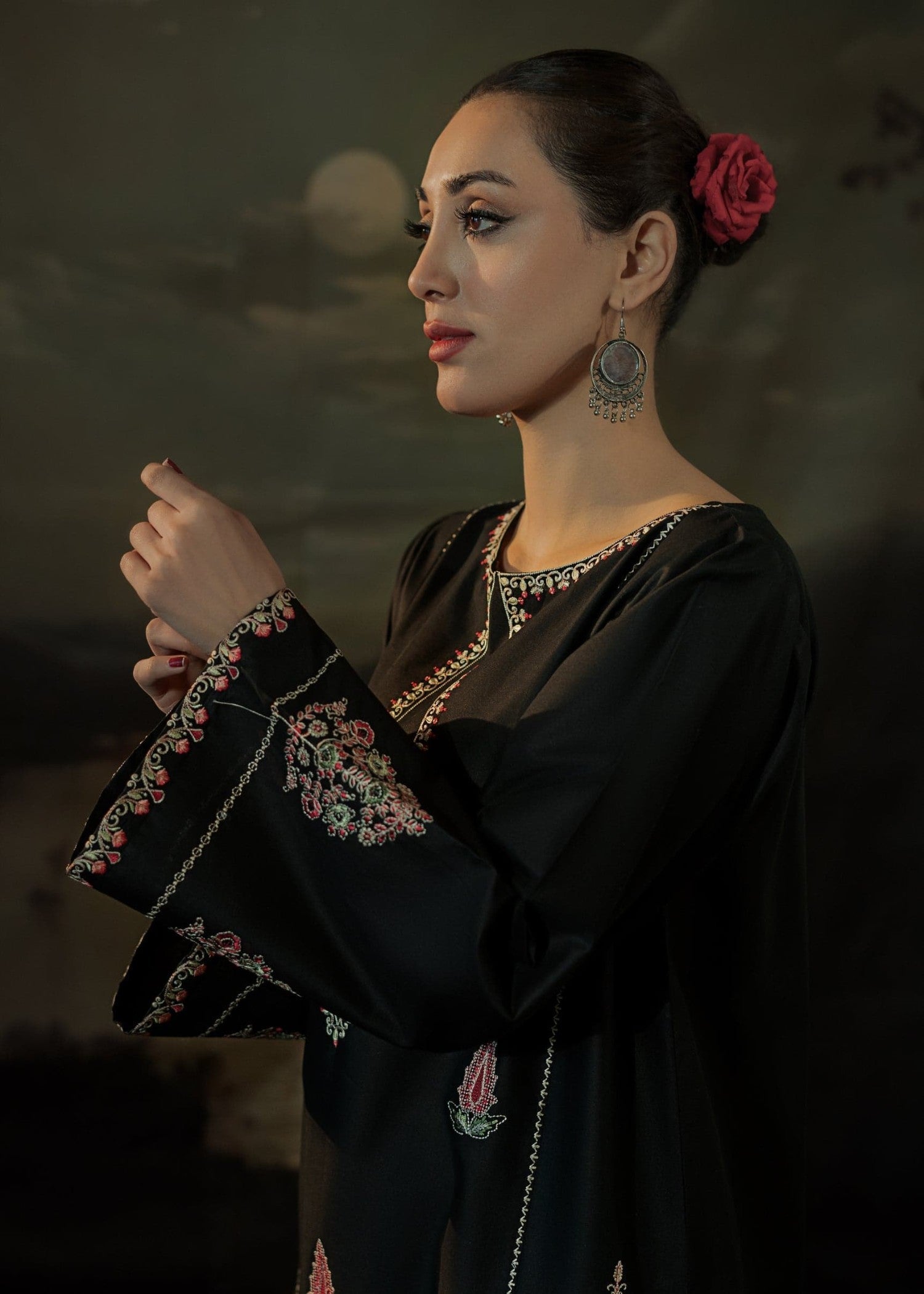 Gulposh Black Irus Women 2pcs