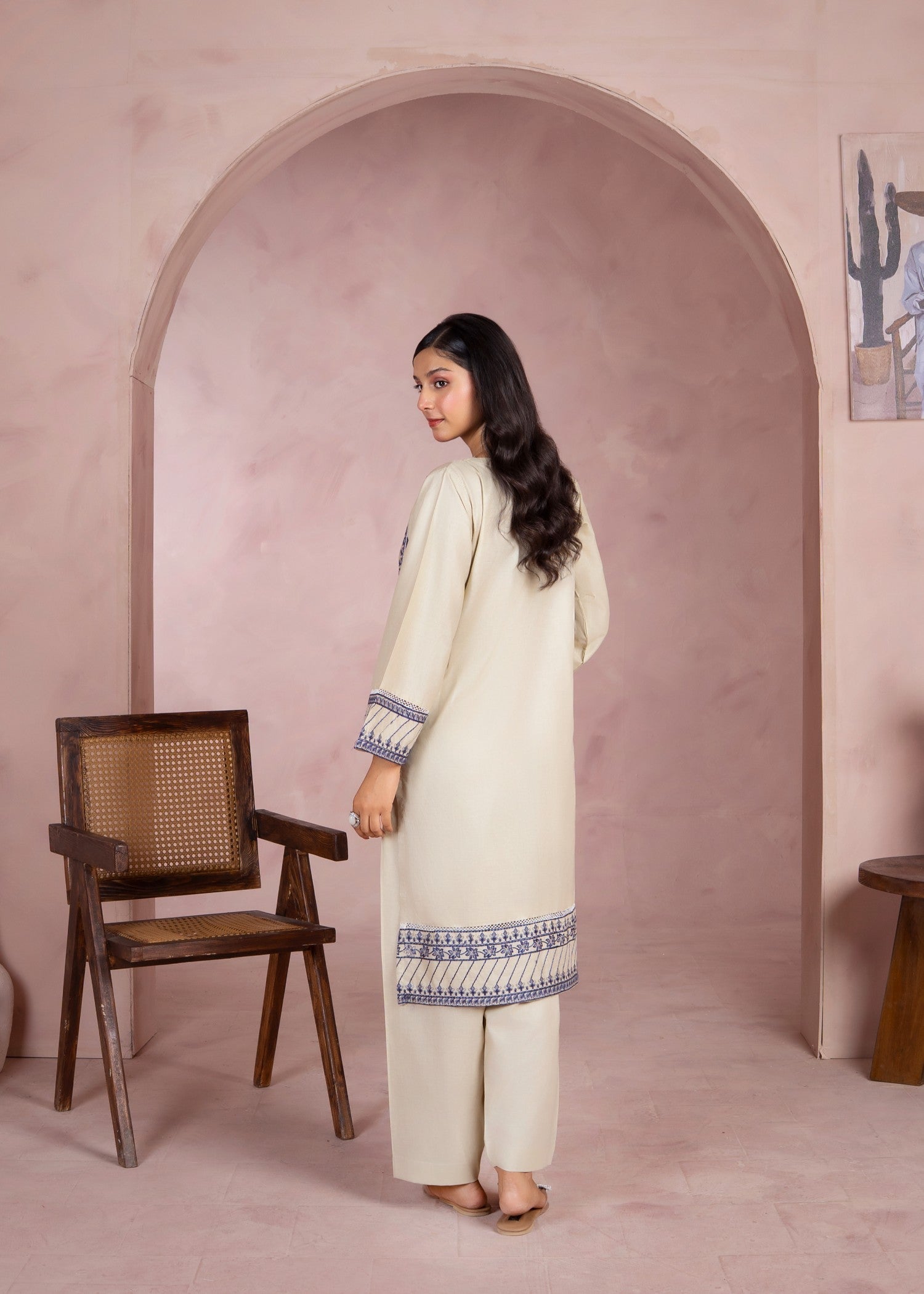 Parveen By Dee Arts LUMI Women 2pcs