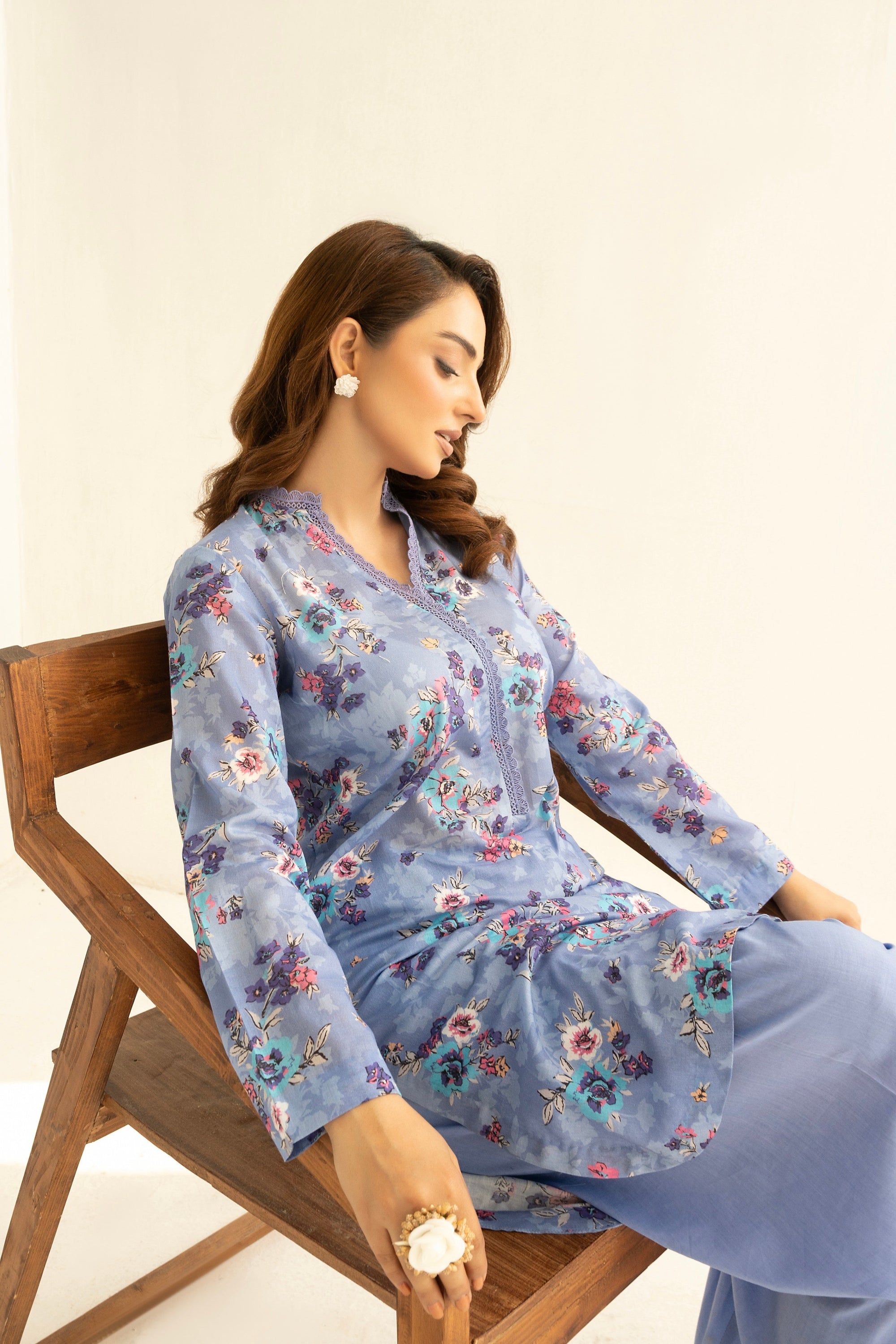 Seemab aimal Women 2pcs