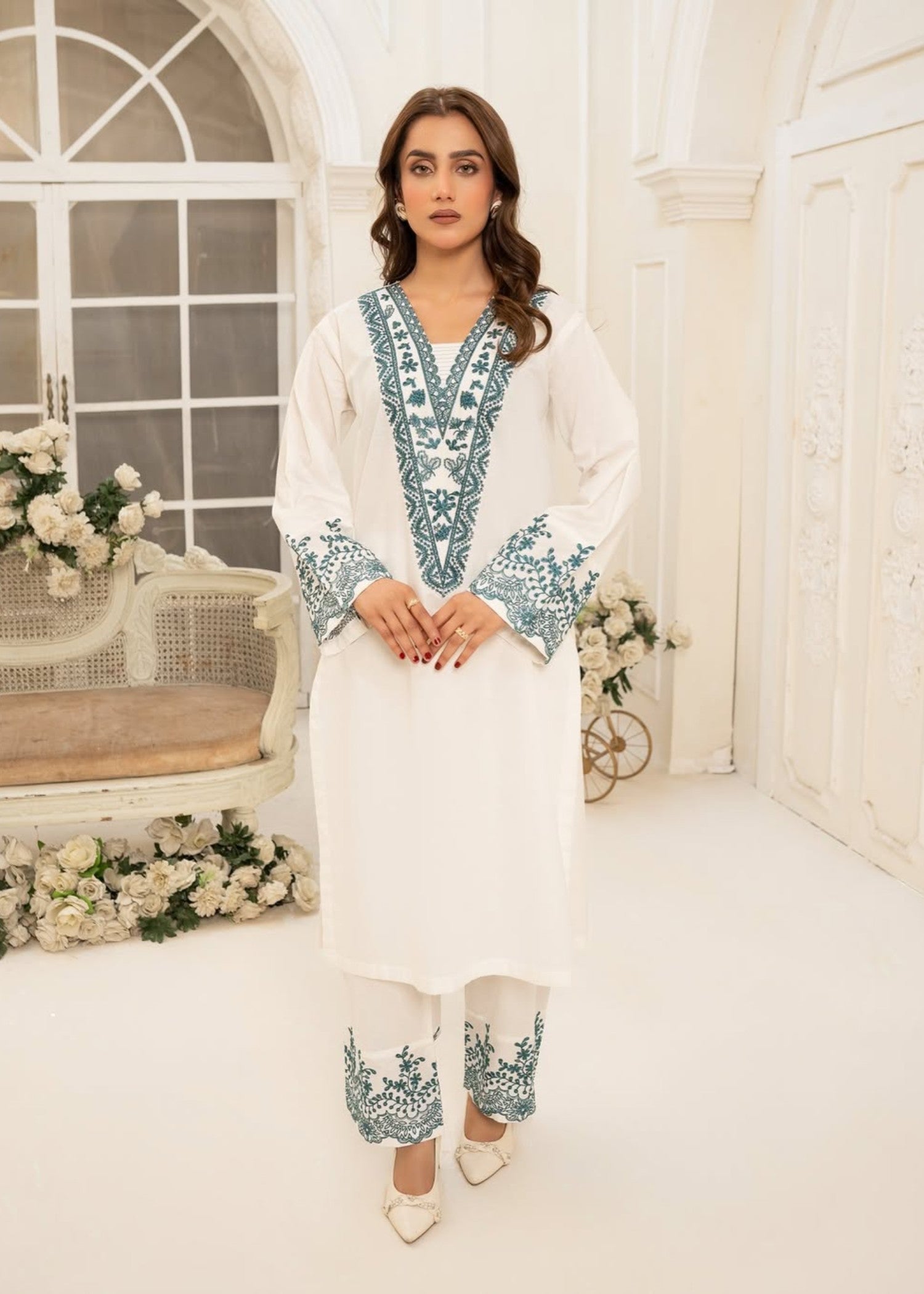 Gulposh Ayat (Embroided ) Women 2pcs