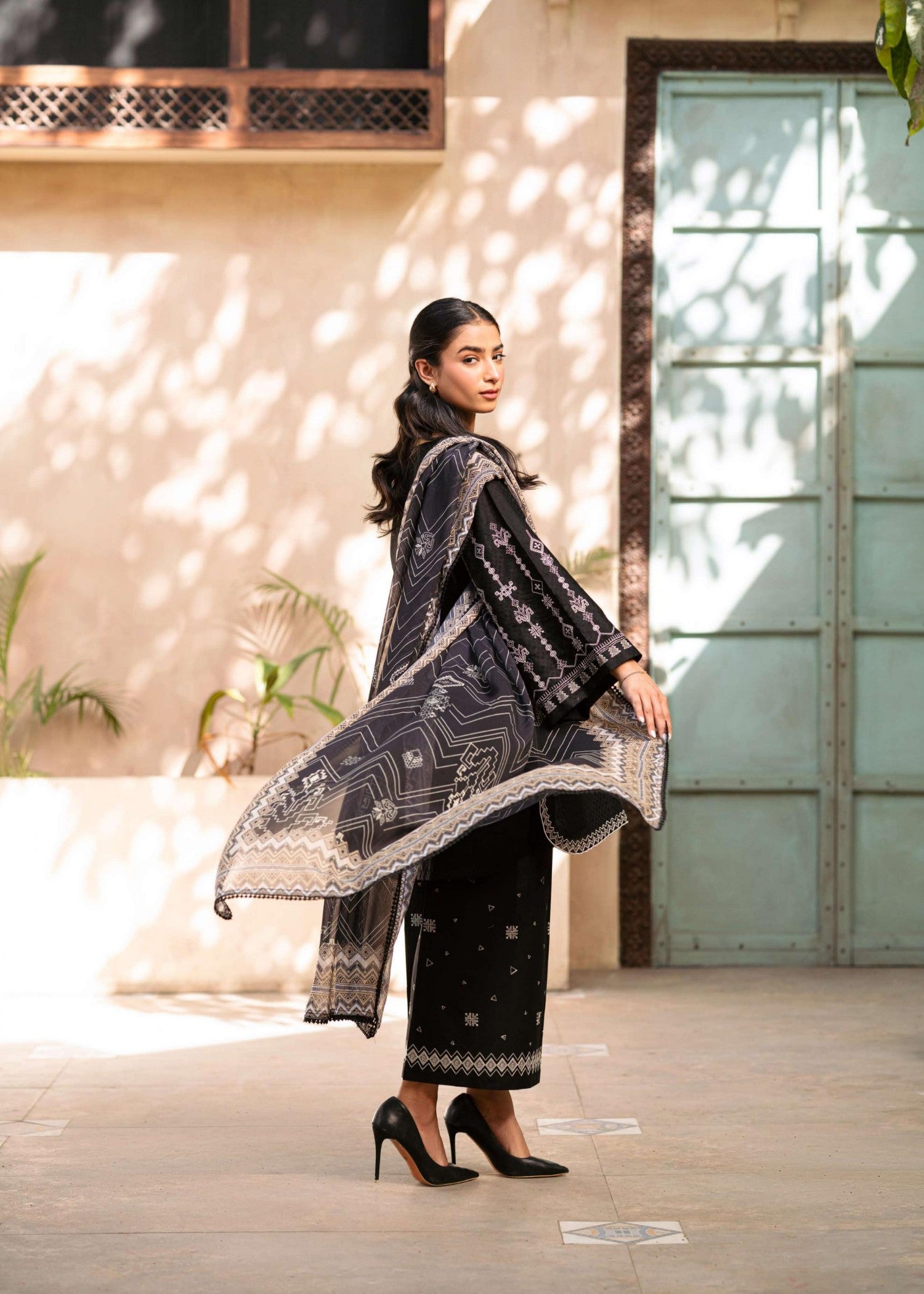 Musaif Mehru Stitched () Women 3pcs