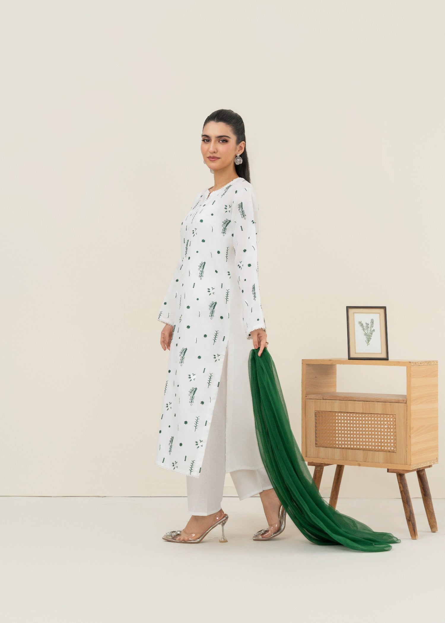 Stylish Collection DAINA EMBROIDERED Women 3pcs