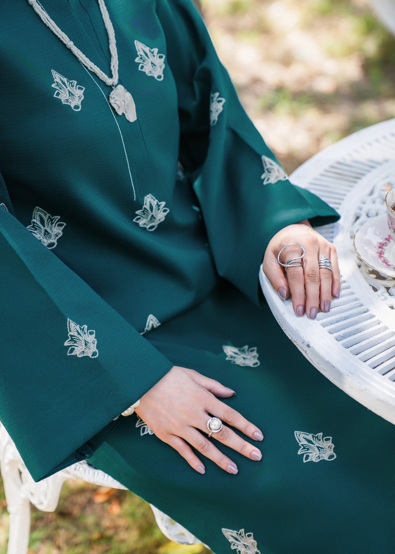 Sehrish Kanwal Vera DL 02 Women 2pcs