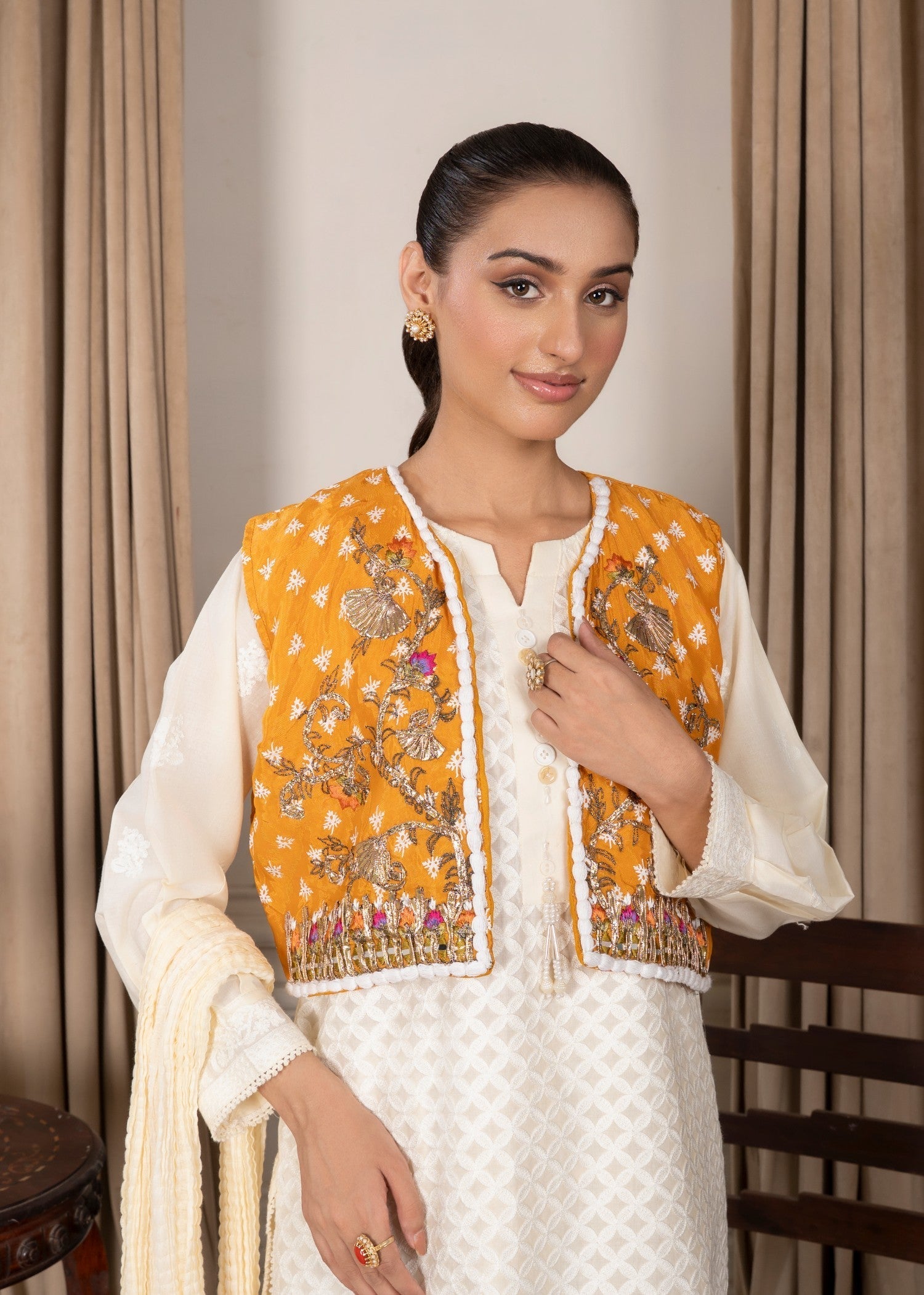 Avira Pret Andaleeb Women 4pcs