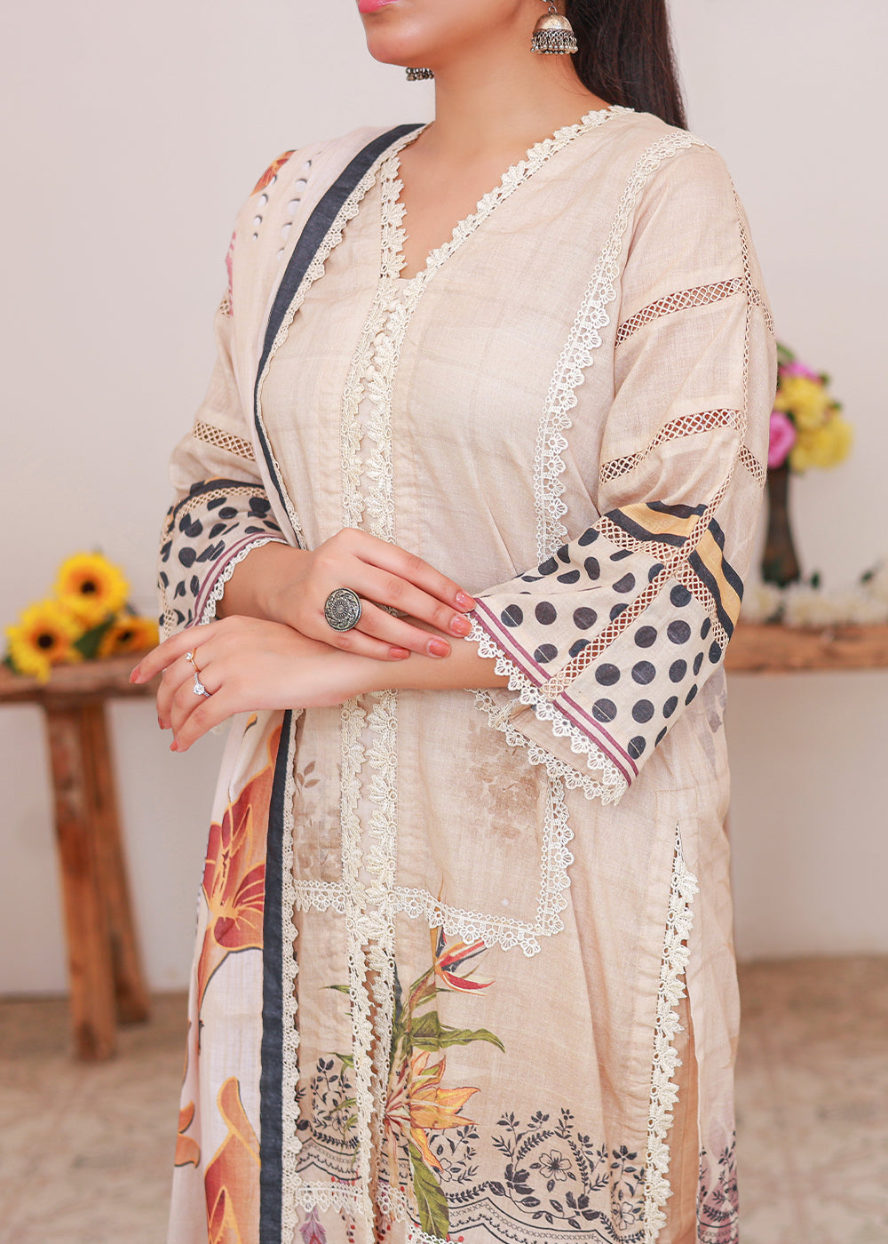 Green Printed lawn stitched suit D2 Women 3pcs