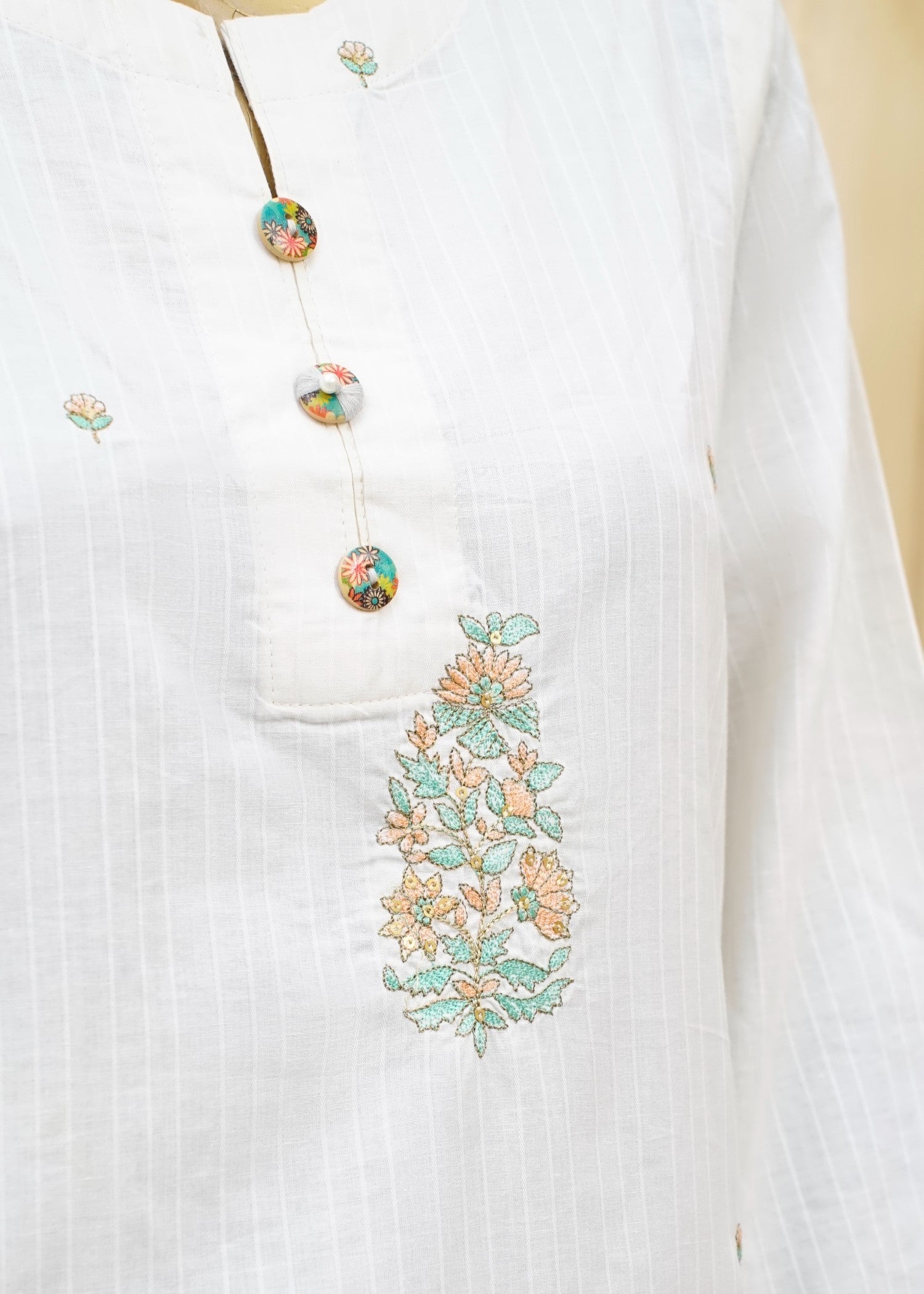 AYLA STUDIO EMBROIDERED LUXURY PRET LAWN DOBBY SE250409 Women 2pcs