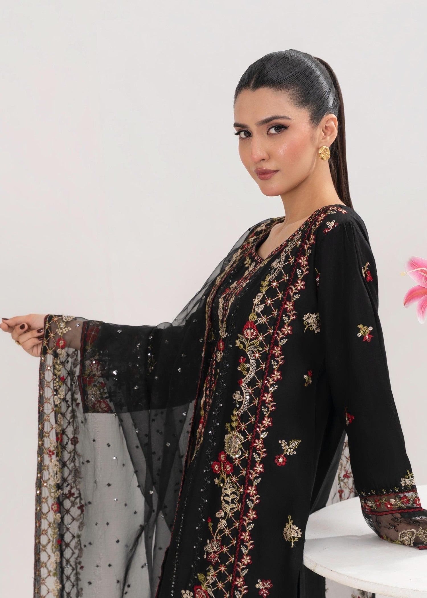 Stylish Collection AROOSH EMBROIDERED Women 3pcs
