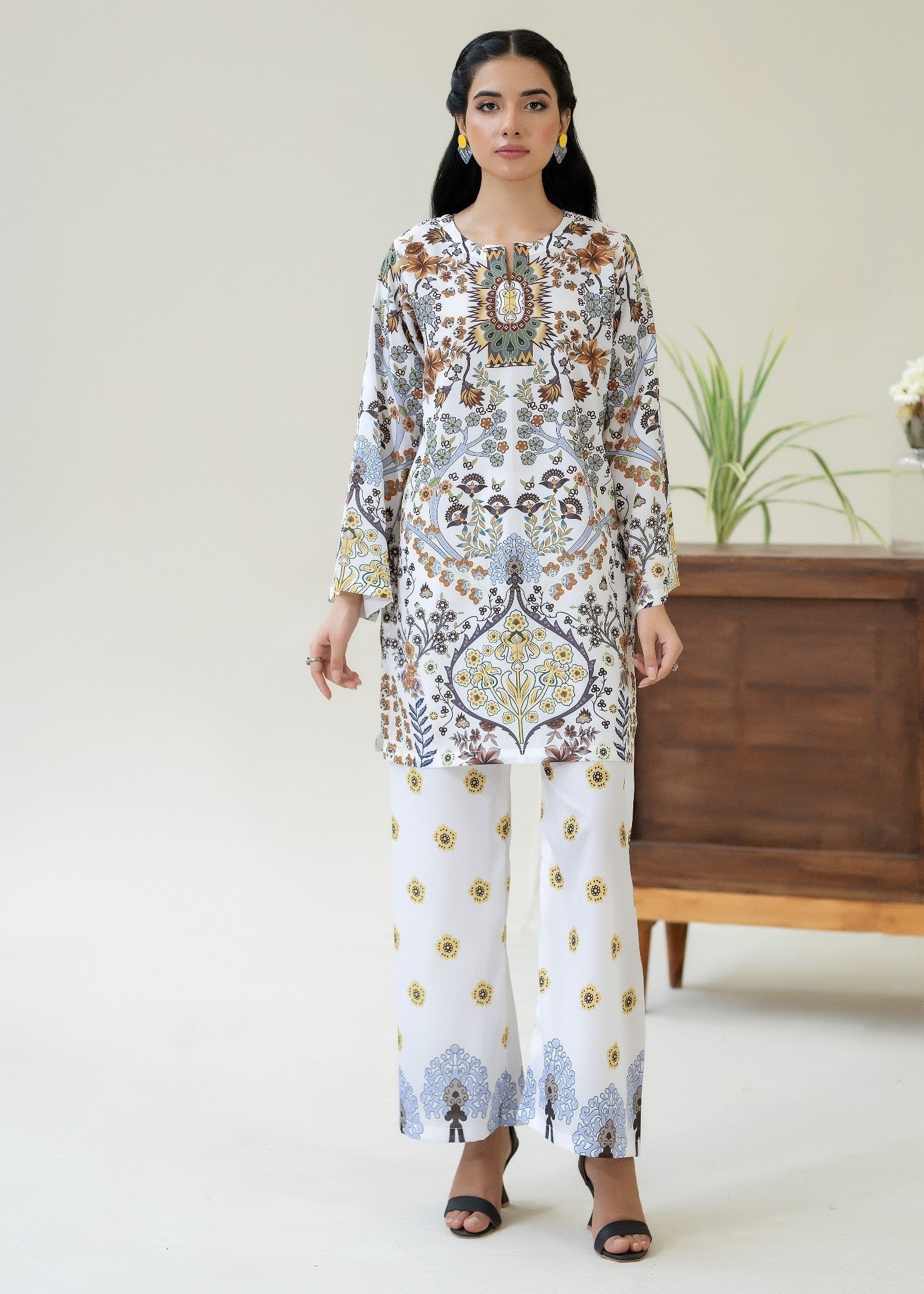 WearCuckoos Orlina Women 2pcs