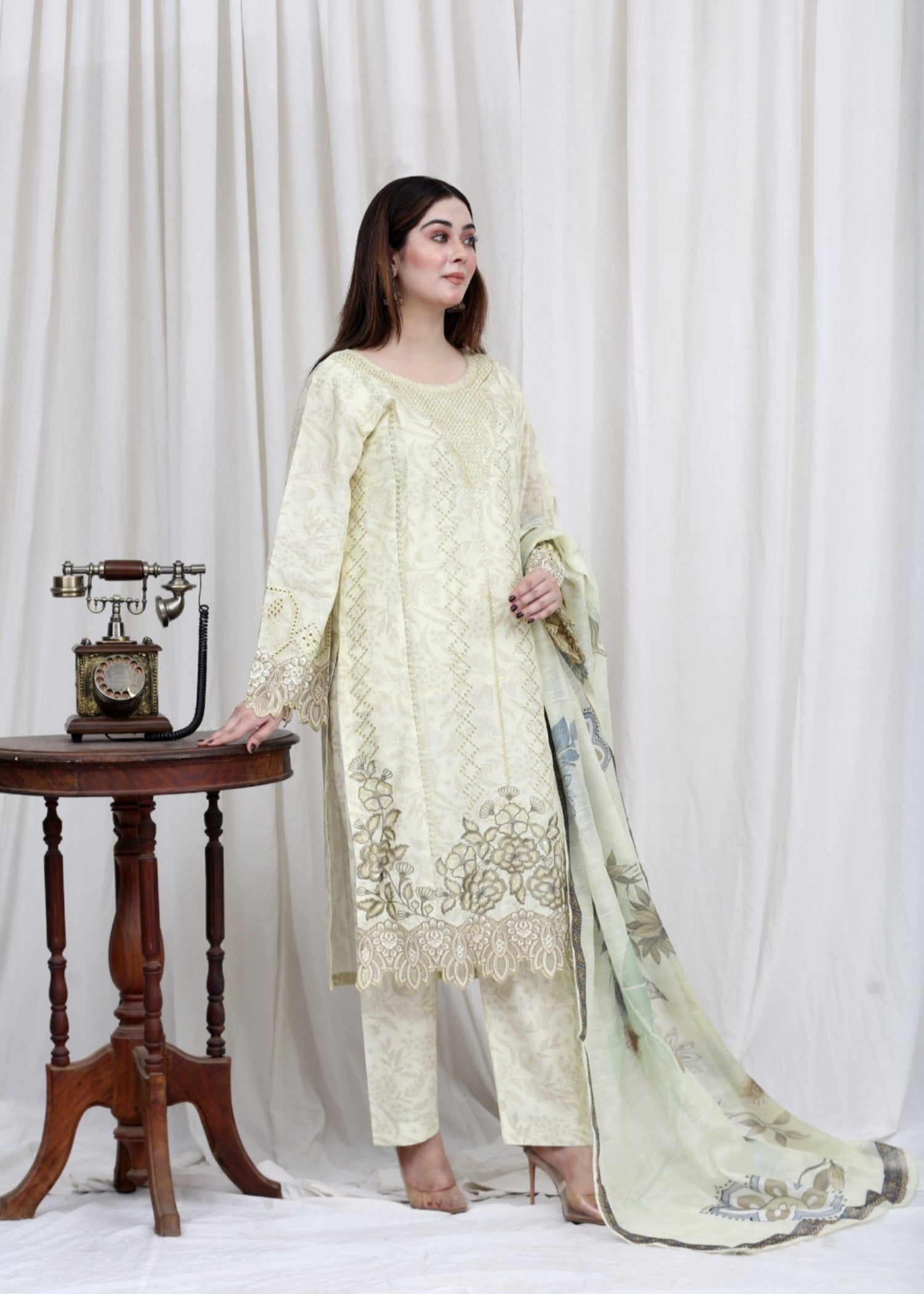 Mr Rai Attires Amna Embroidered Women 3pcs