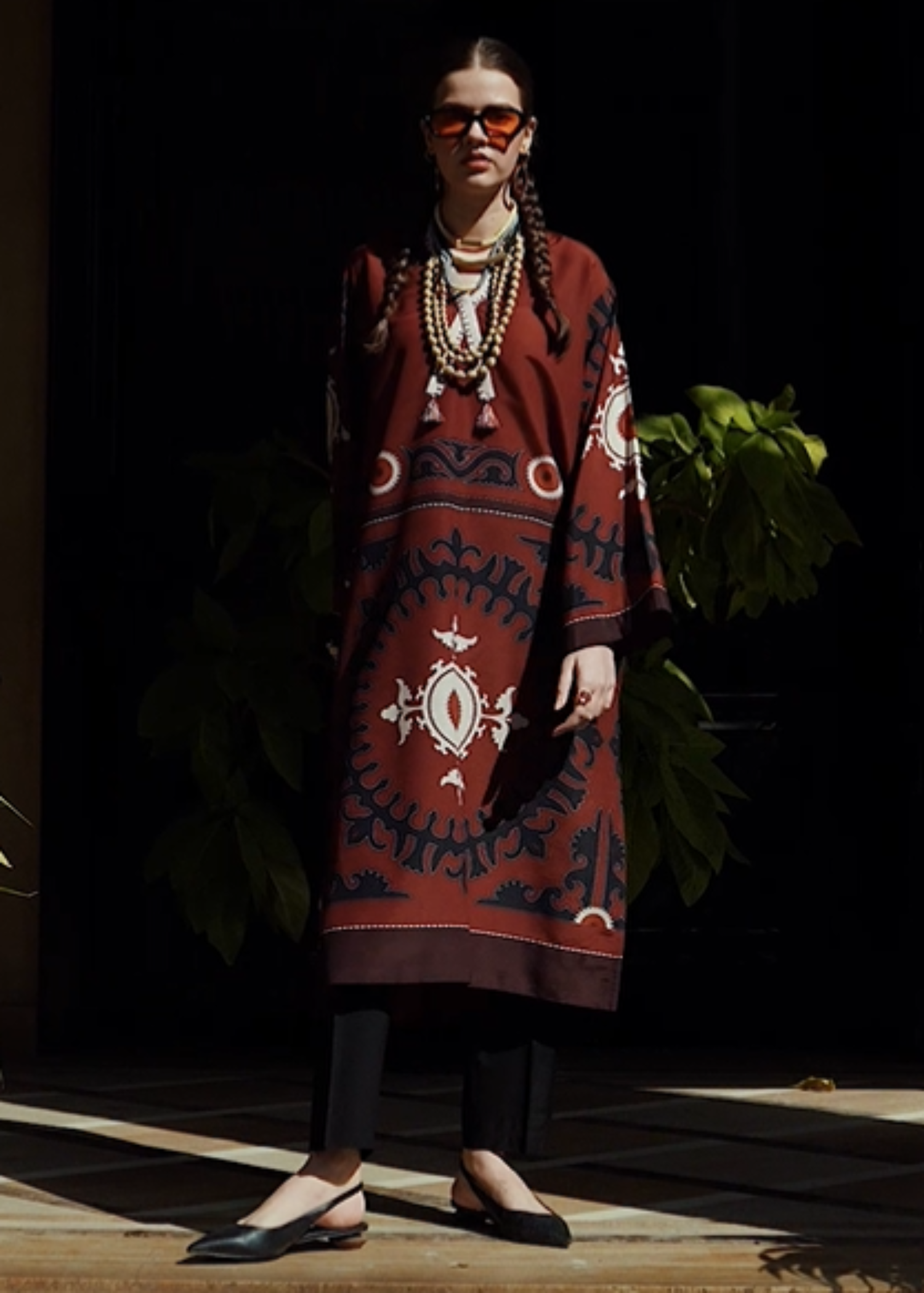 Kaanthaa Tribal Tales Stitched () Women 1pcs