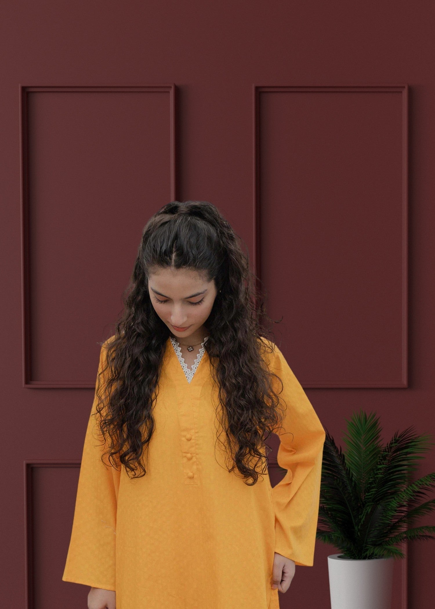 Hamna Kalim NAQSH MUSTARD TWO PIECE Women 2pcs