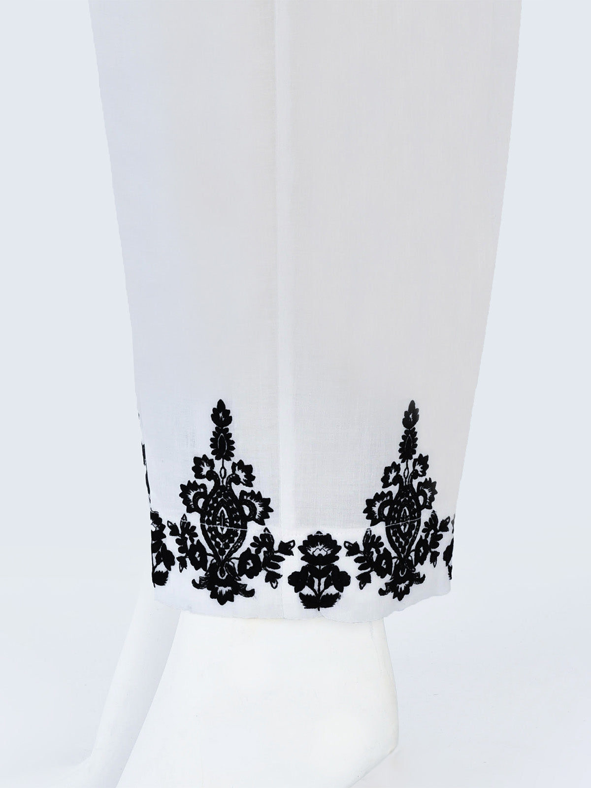 Oaks By Star Textile Mills Women White Lawn Trouser OWESP 2203001 Women 1pcs