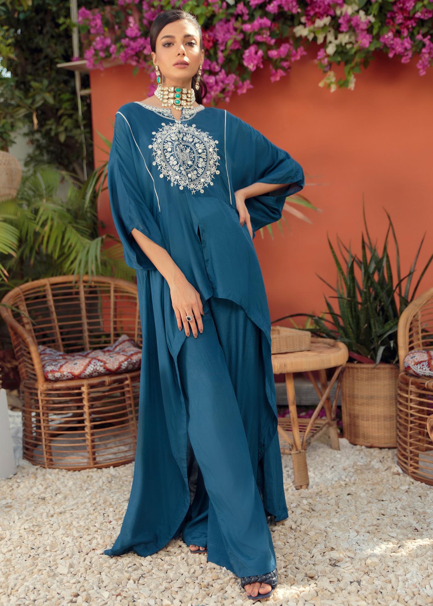 Anum Jung EMB 304 Women 2pcs