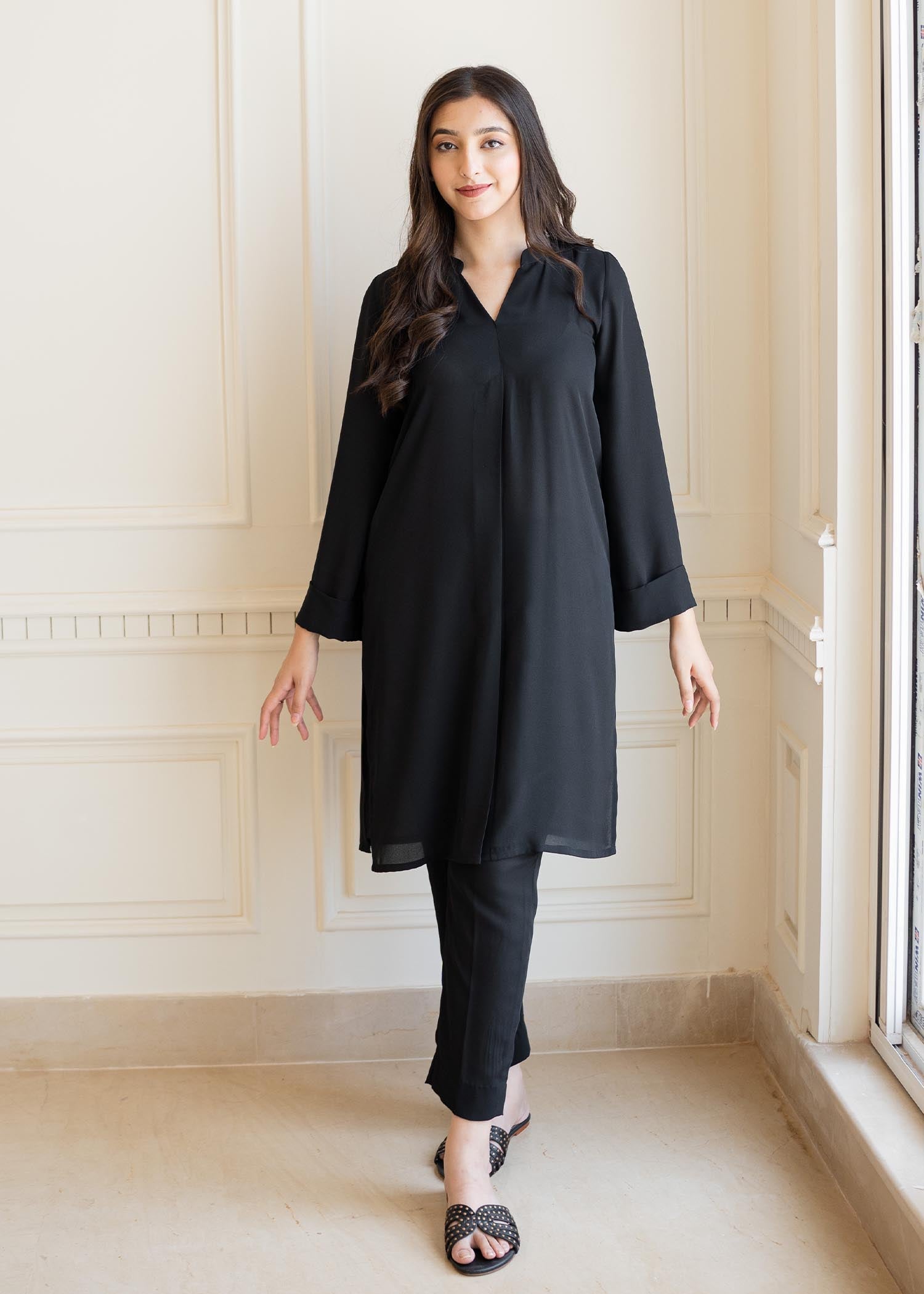 Aisling By Nirmal Classic Black Women 2pcs