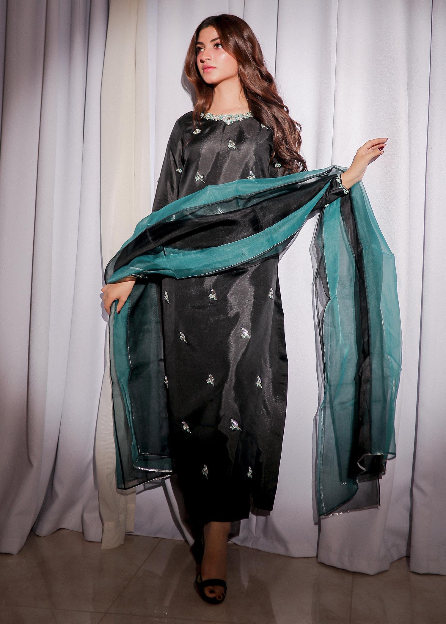 Allure By Ih MIA Women 3pcs