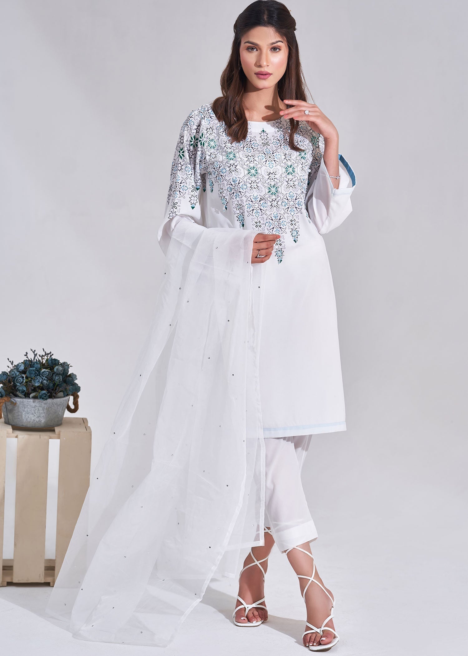 Ghonche Crystalline Women 3pcs