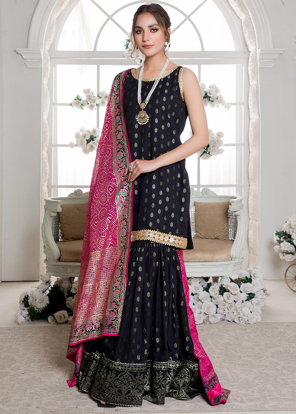 Seemab Leila Women