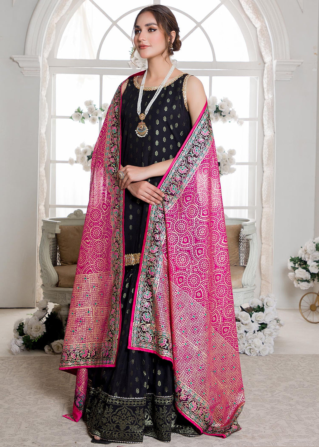 Seemab Leila Women