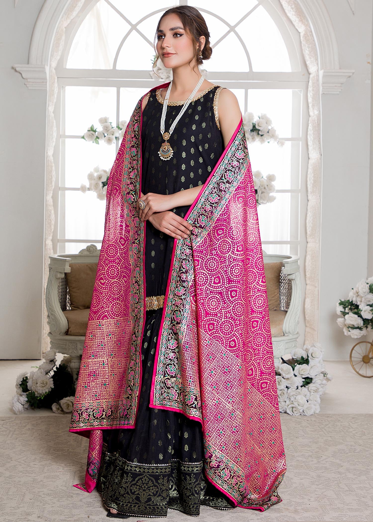 Seemab Leila Women