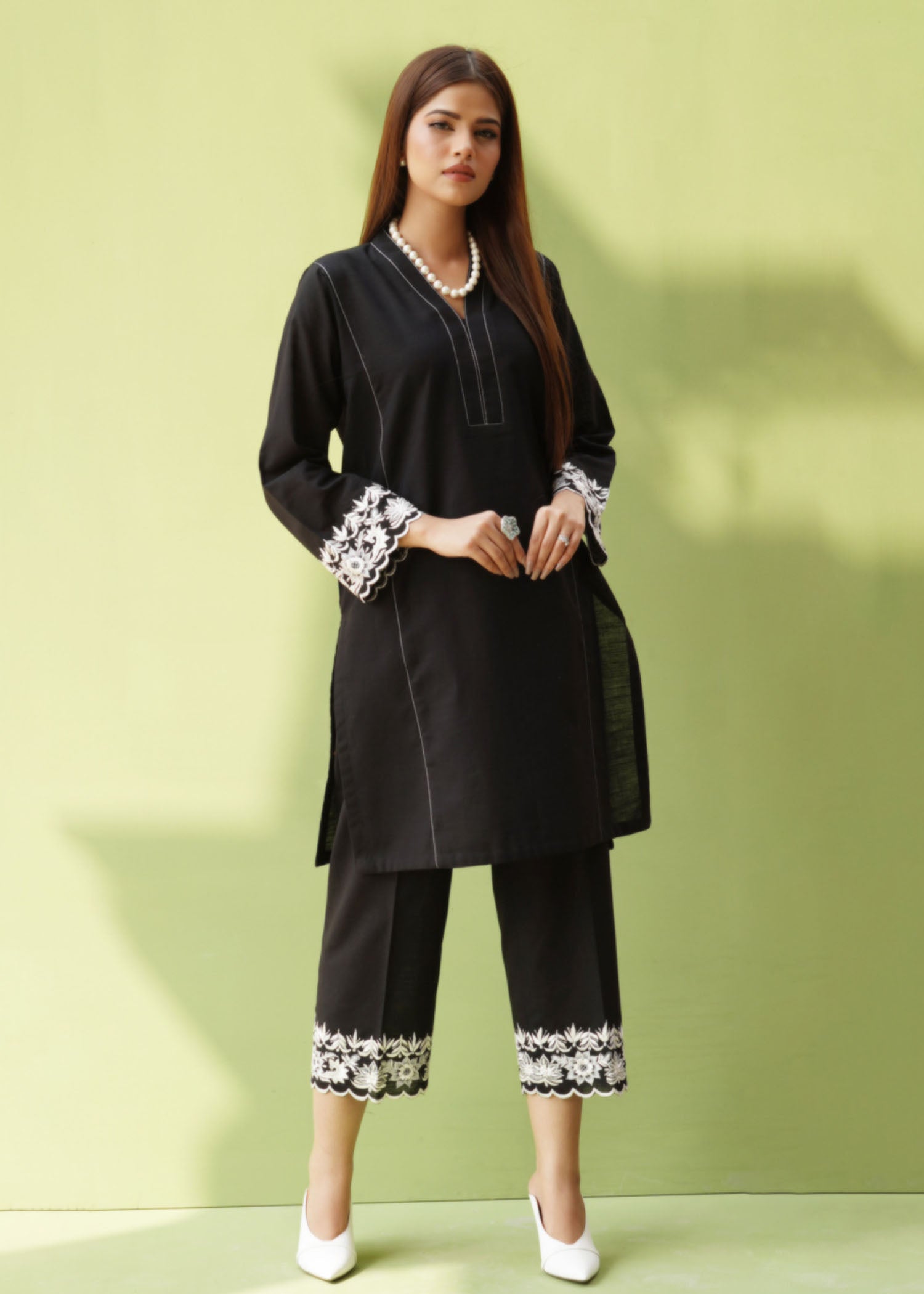Ayesha Sameer Black Karandi Women 2pcs