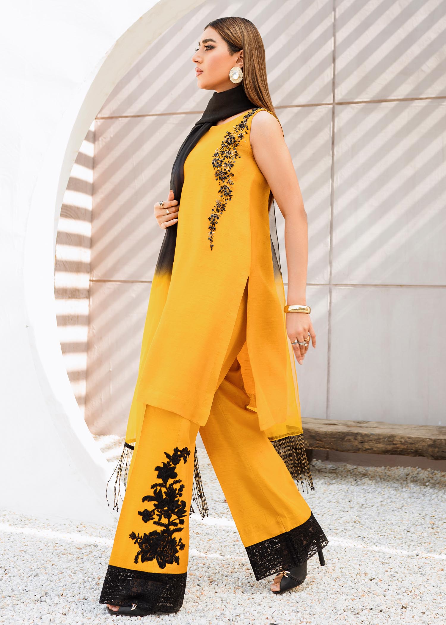 Malook Kayseria Women 2pcs