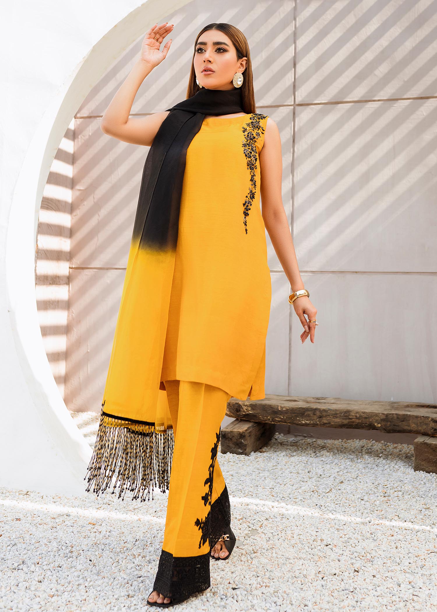Malook Kayseria Women 2pcs