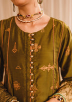 Garnet Clothing Roshina Women