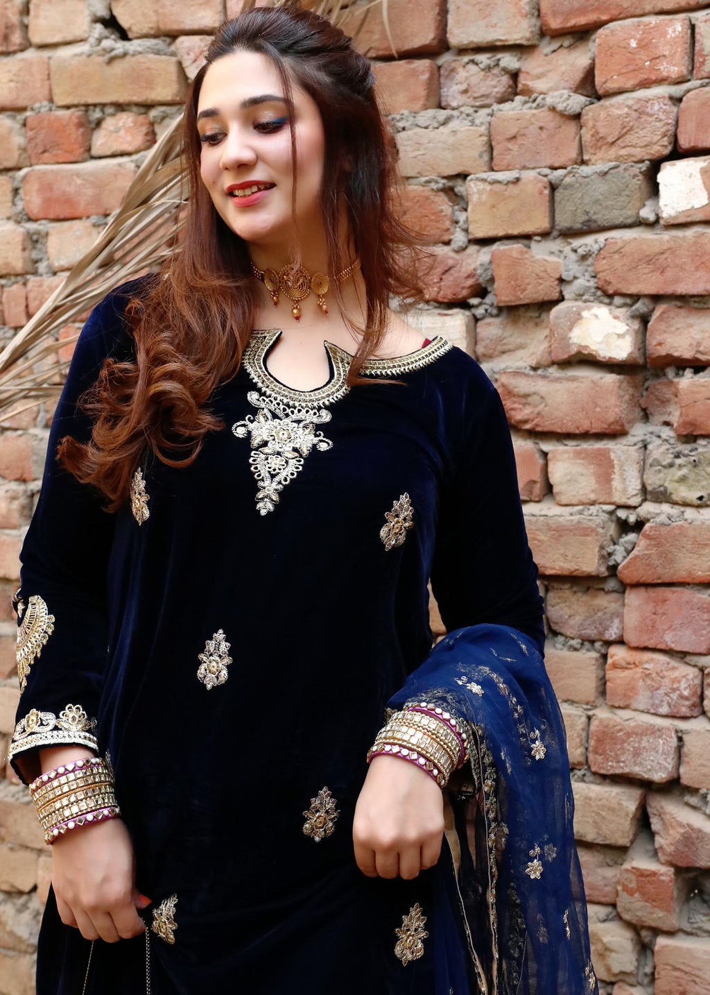 Mannat Hoor Women 2pcs