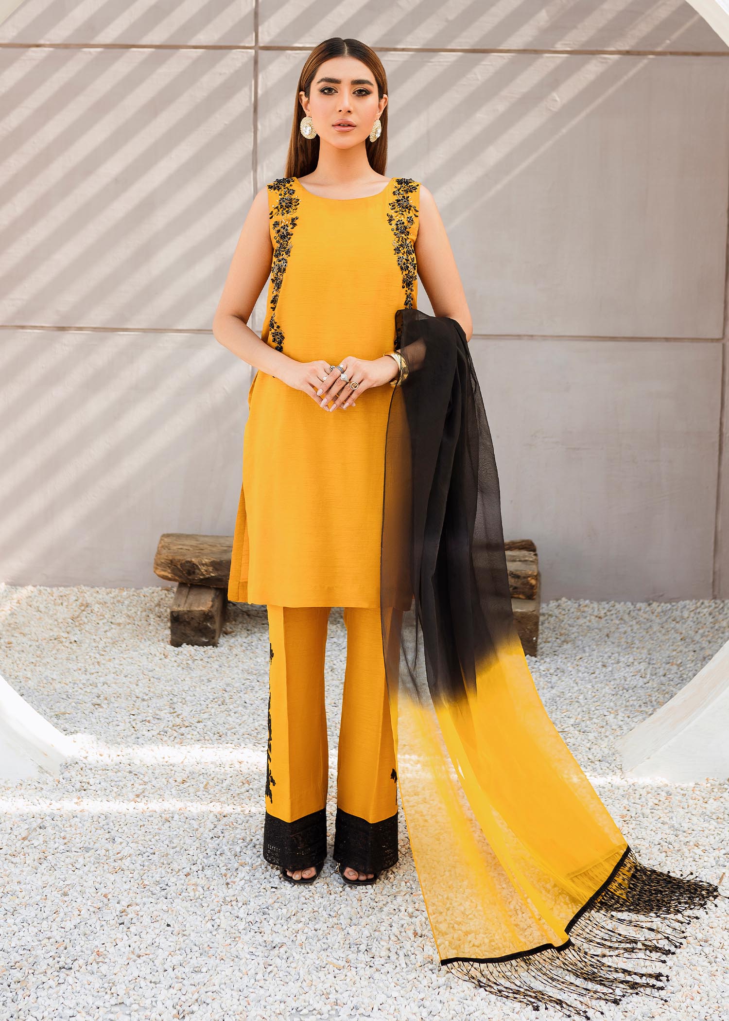 Malook Kayseria Women 2pcs