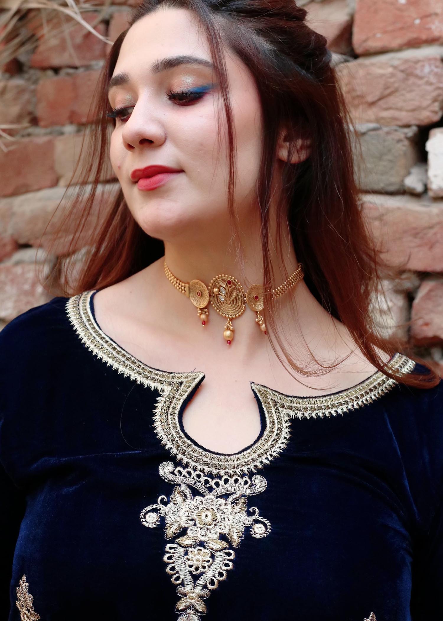 Mannat Hoor Women 2pcs